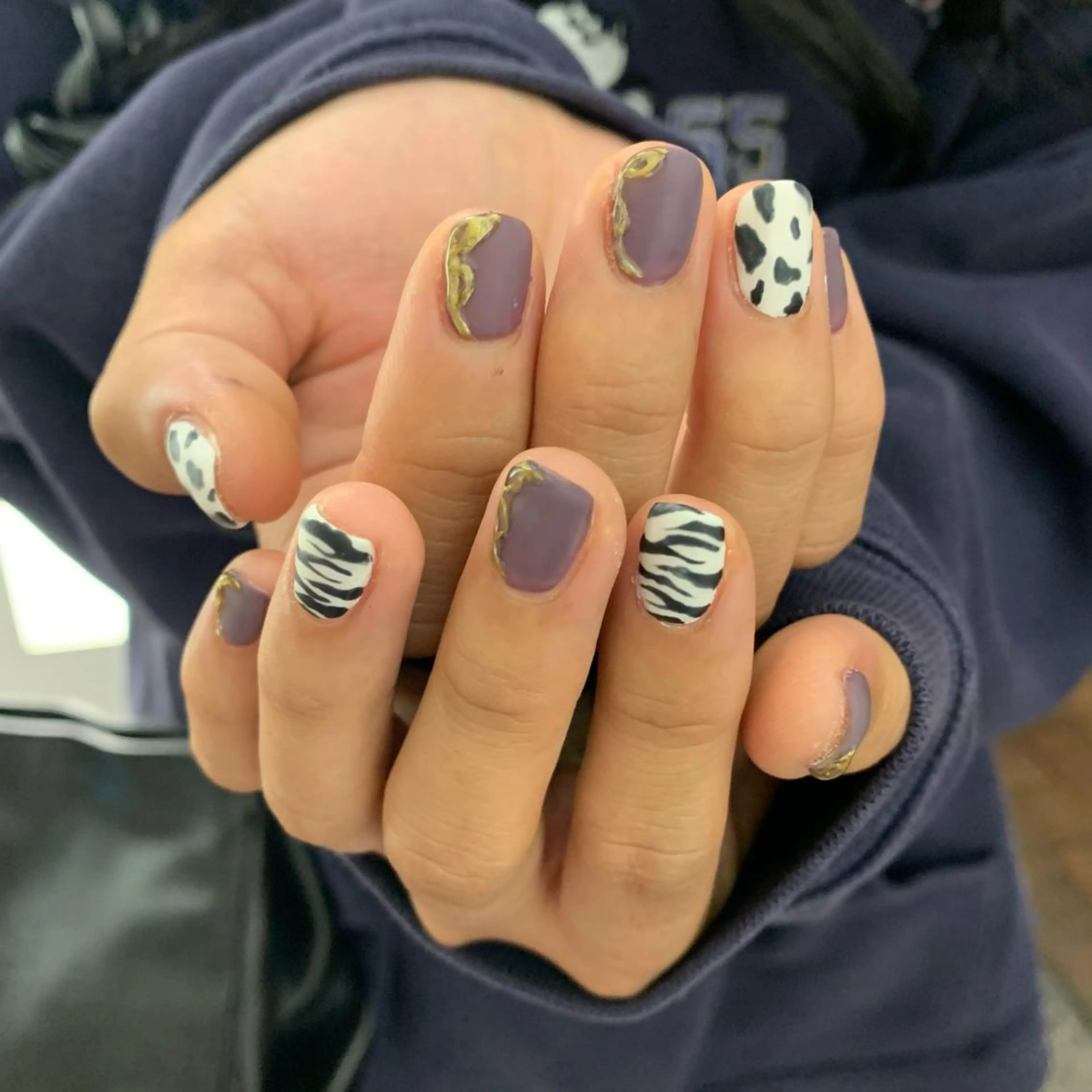 ネイル アニマル柄 マットネイル ハンドネイル Kureha/ネイル トレンドヘアのマツエク・マツパデザイン