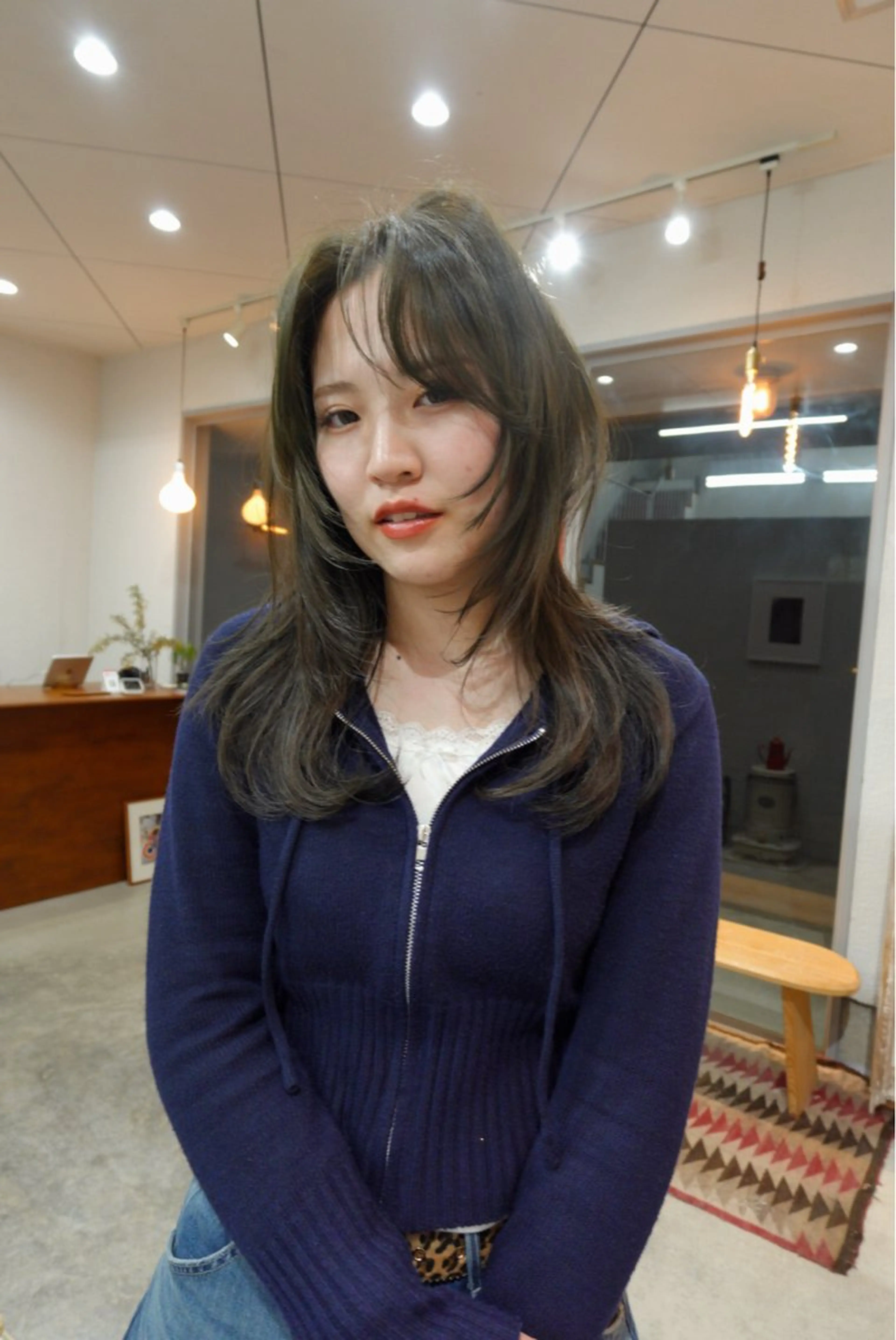 ロング カラー 長谷 若奈のヘアスタイル