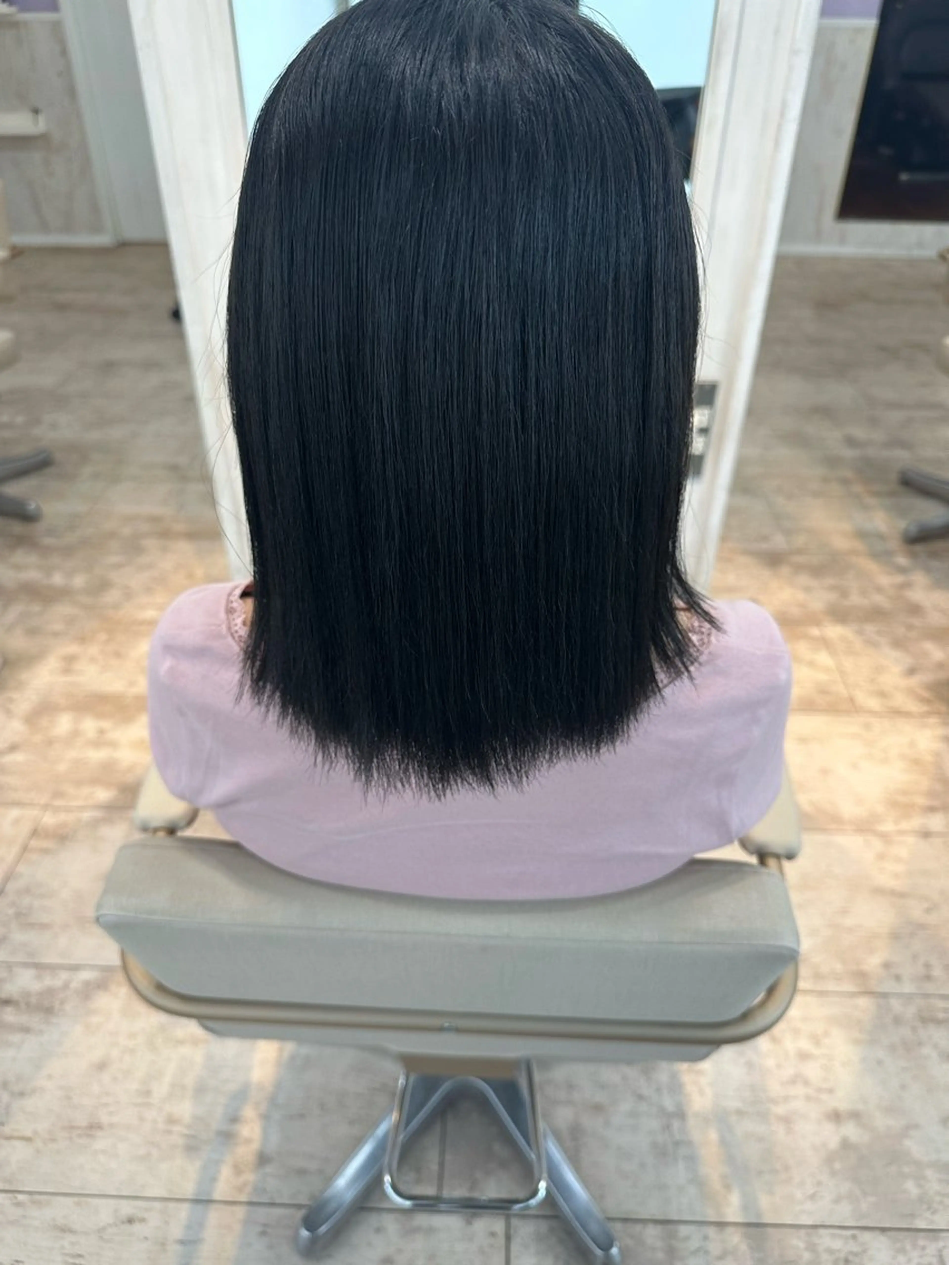 カラー 黒髪 ブルーカラー ブルーブラック カラーモデル/烏丸 琴美のヘアスタイル