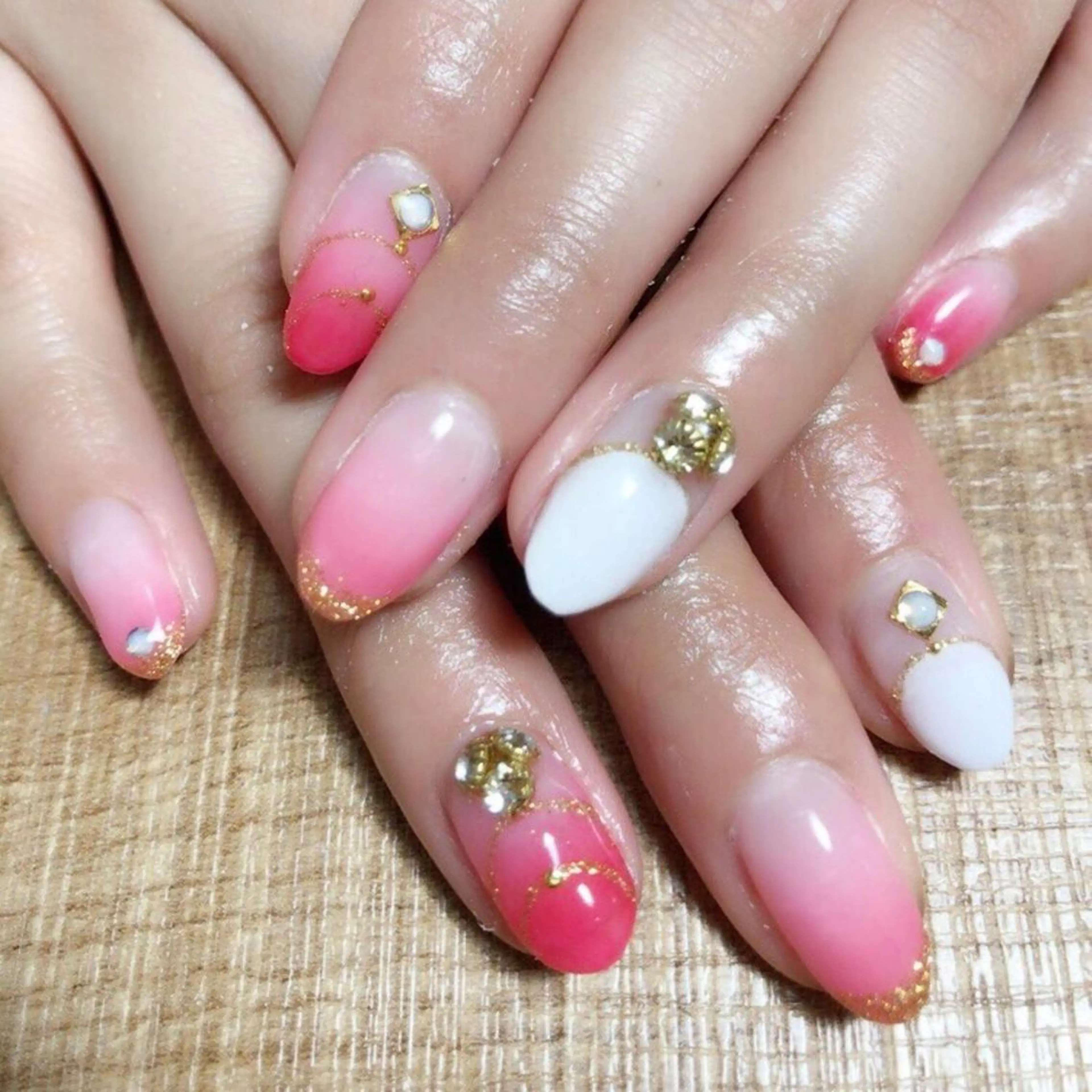 ネイル アートネイル 安藤 Charlotteのネイルデザイン