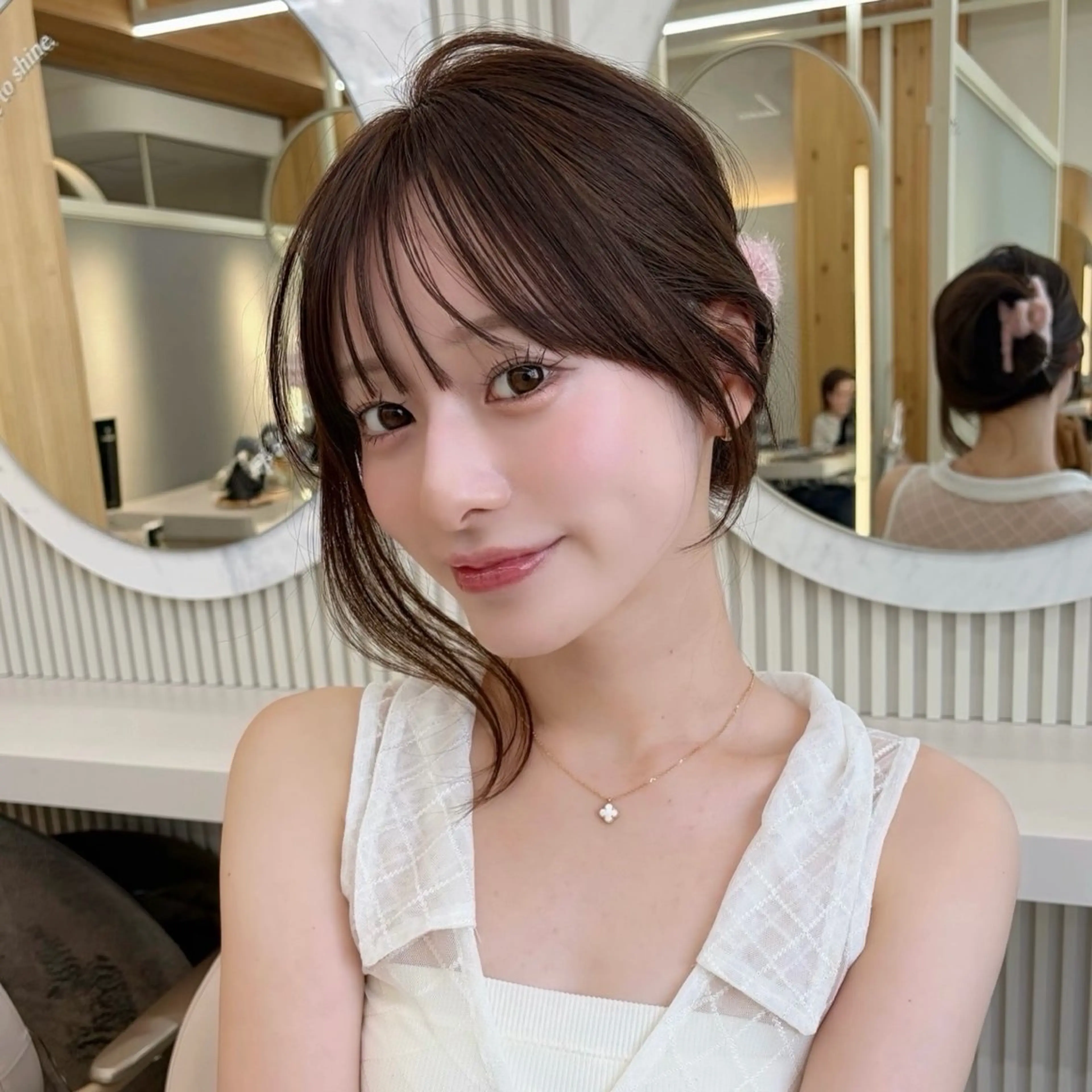 ミディアム oto🤍×美髪× ゆるふわレイヤーのヘアスタイル