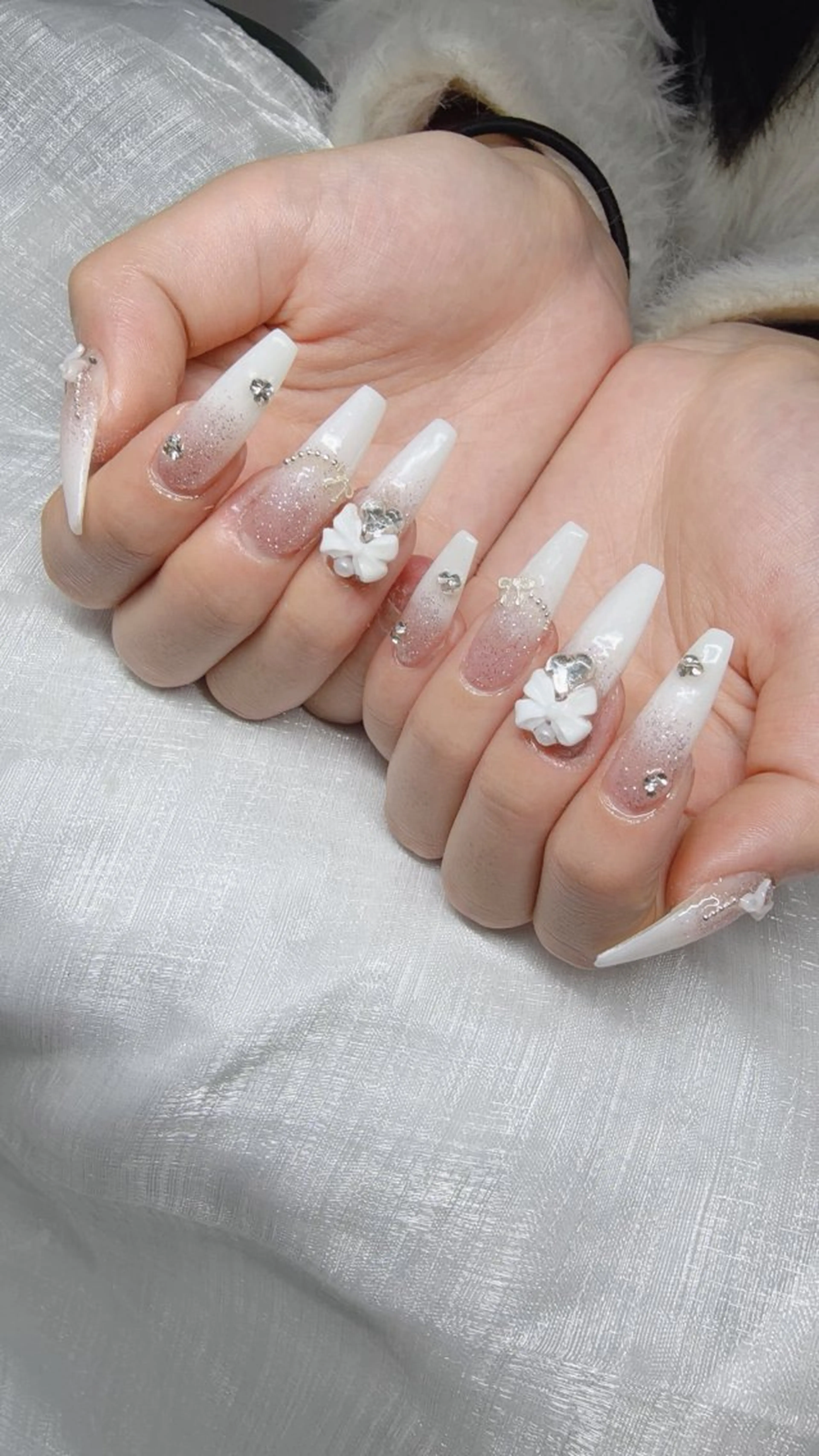ネイル ハンドネイル Lee Nailsのネイルデザイン