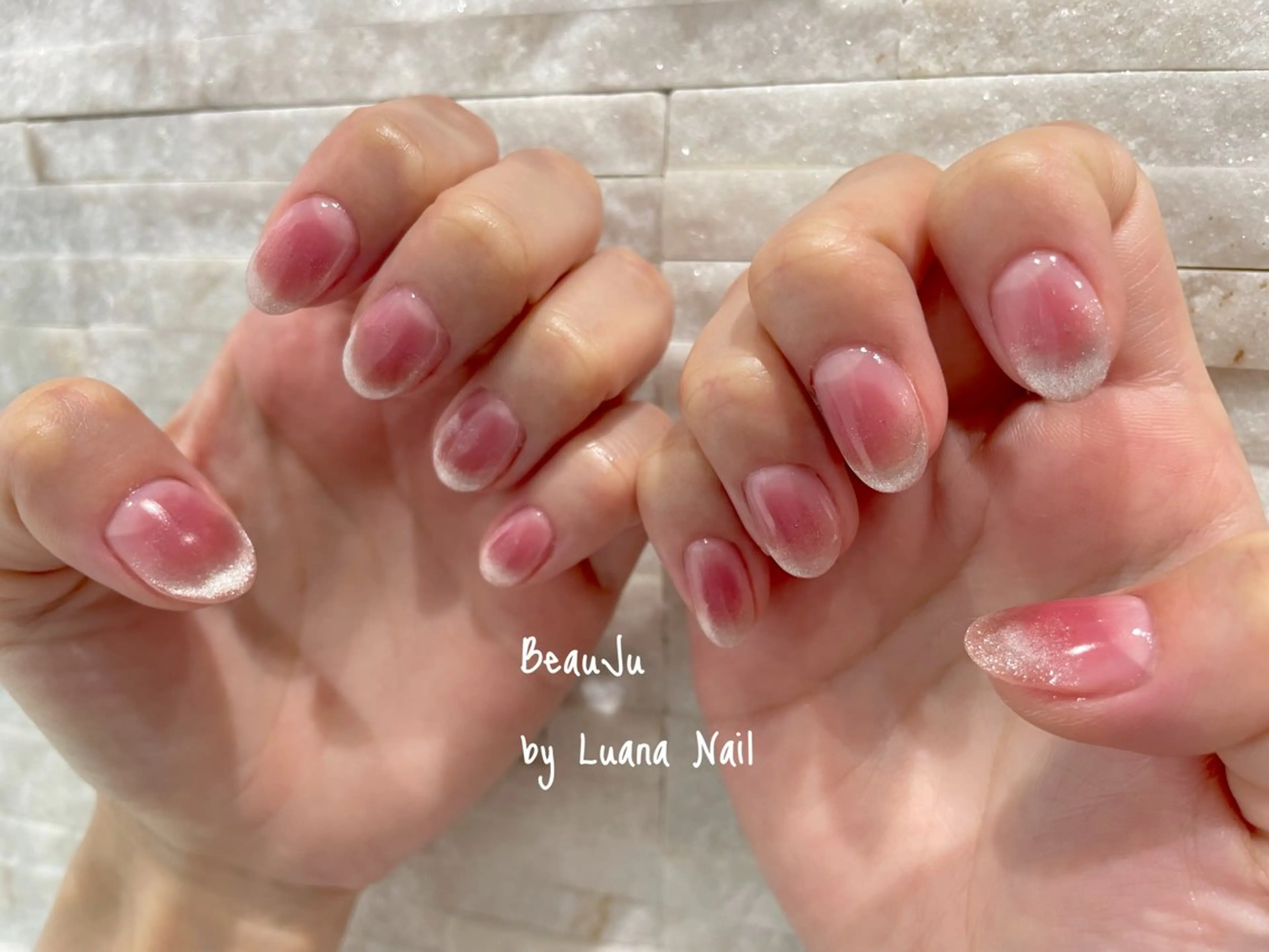 ネイル マグネットネイル ハンドネイル BeauJu by Luana Nailのネイルデザイン