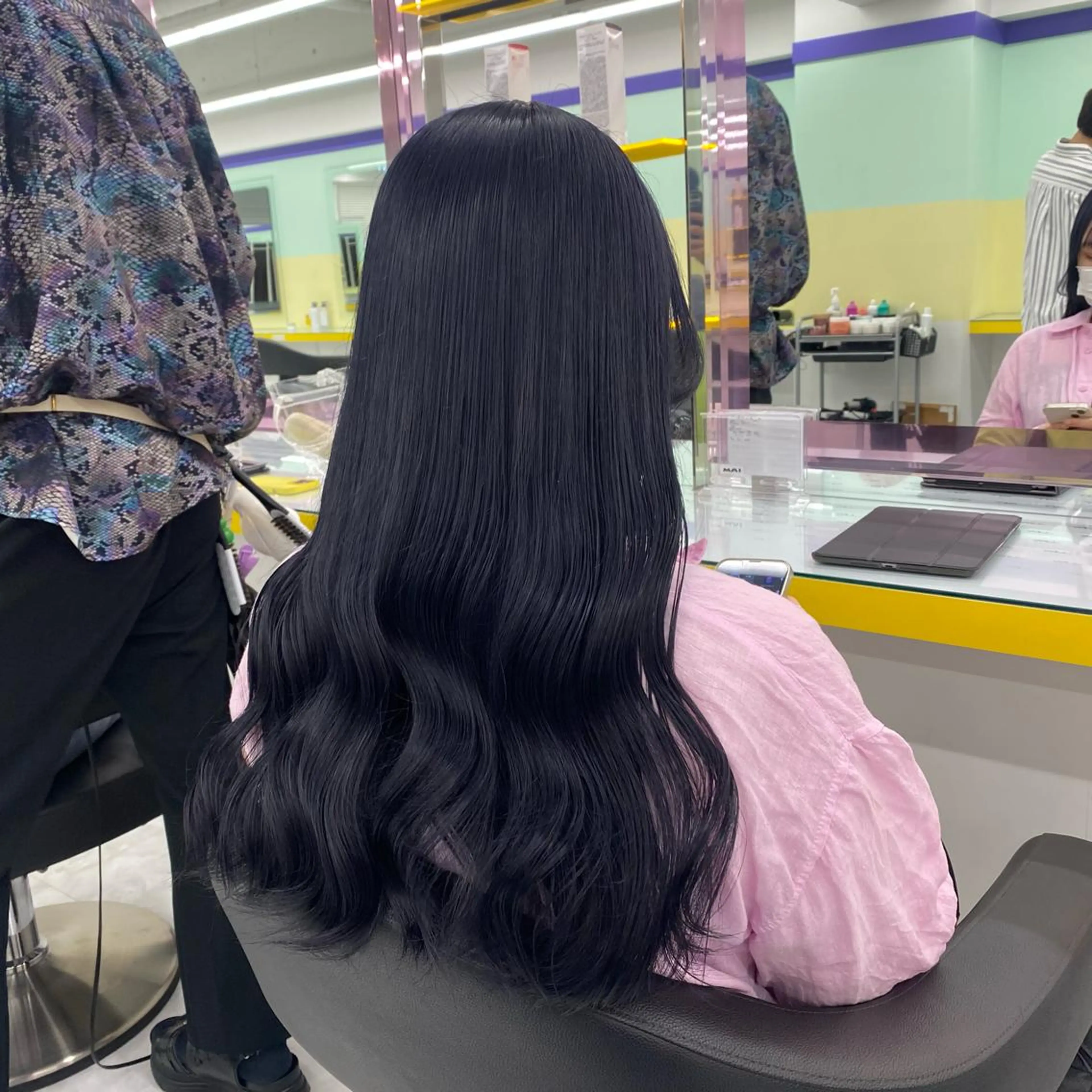 セミロング カラー ヘアアレンジ カット ヘアカラー mai🍑暖色カラー /レイヤー💖のヘアスタイル