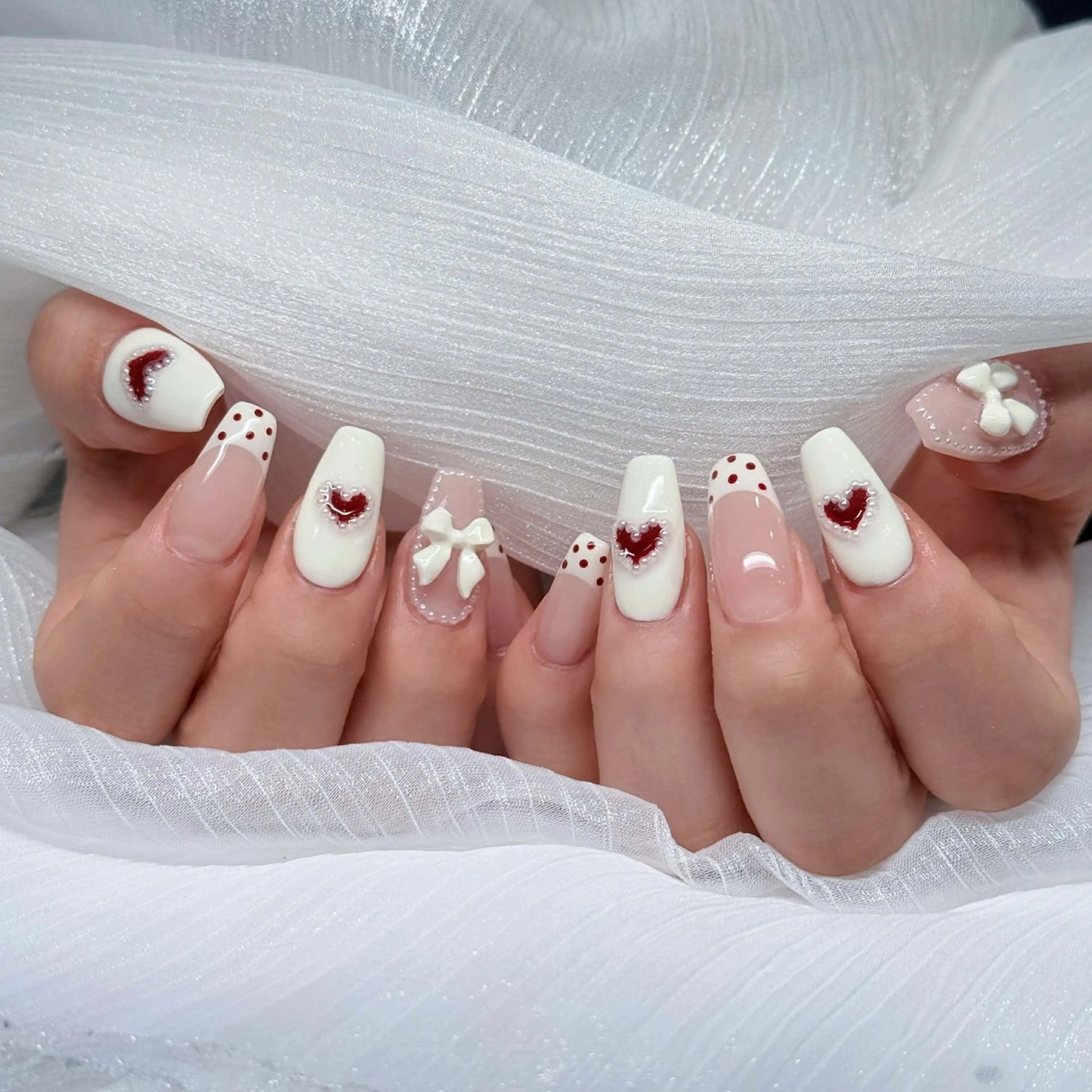 ネイル オーロラネイル ブルー チークネイル 長さ出し フットネイル ハンドネイル AMI 新大久保のネイルデザイン