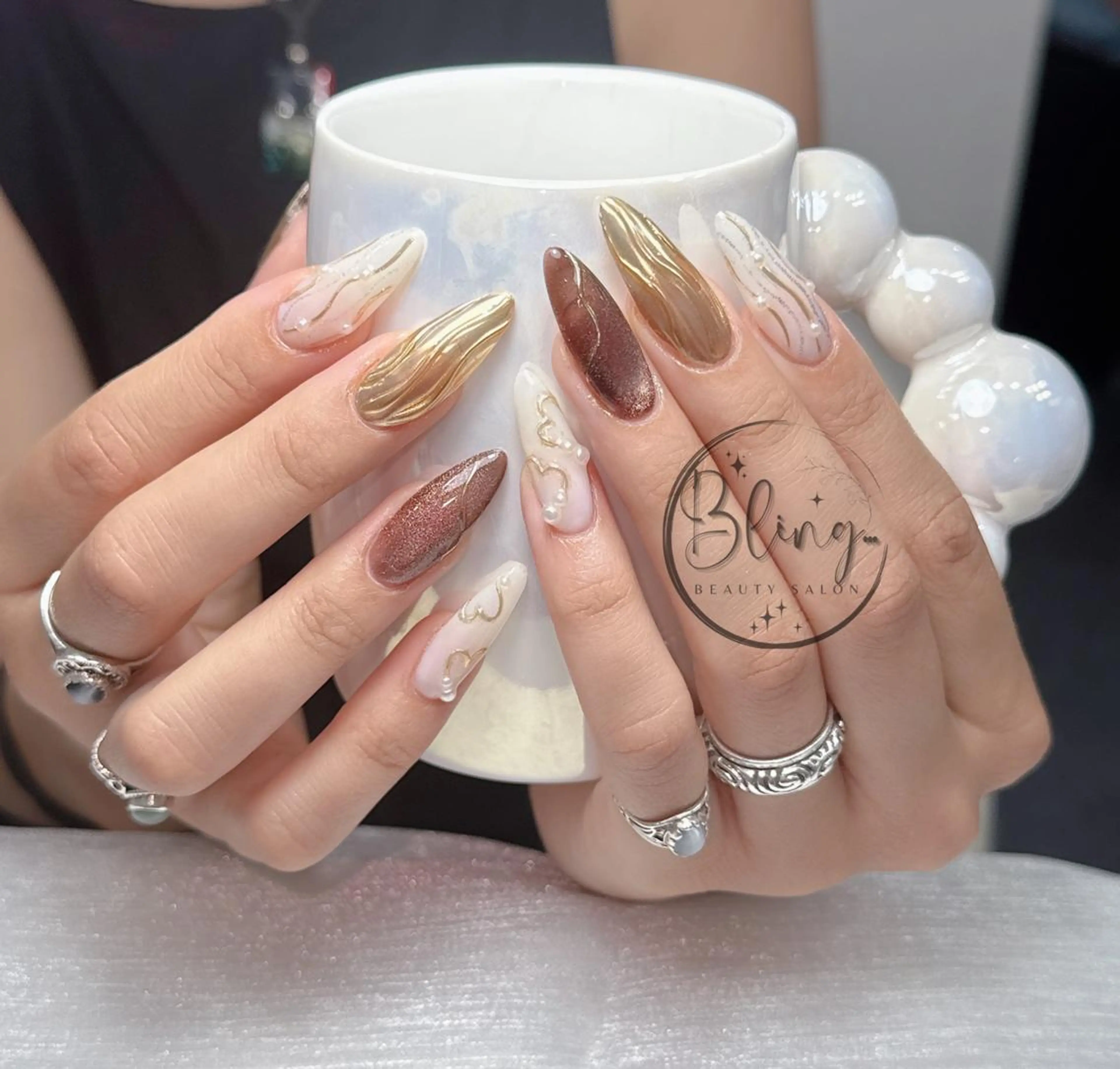 ロング 韓国風ヘア ハンドネイル Bling Salonのネイルデザイン