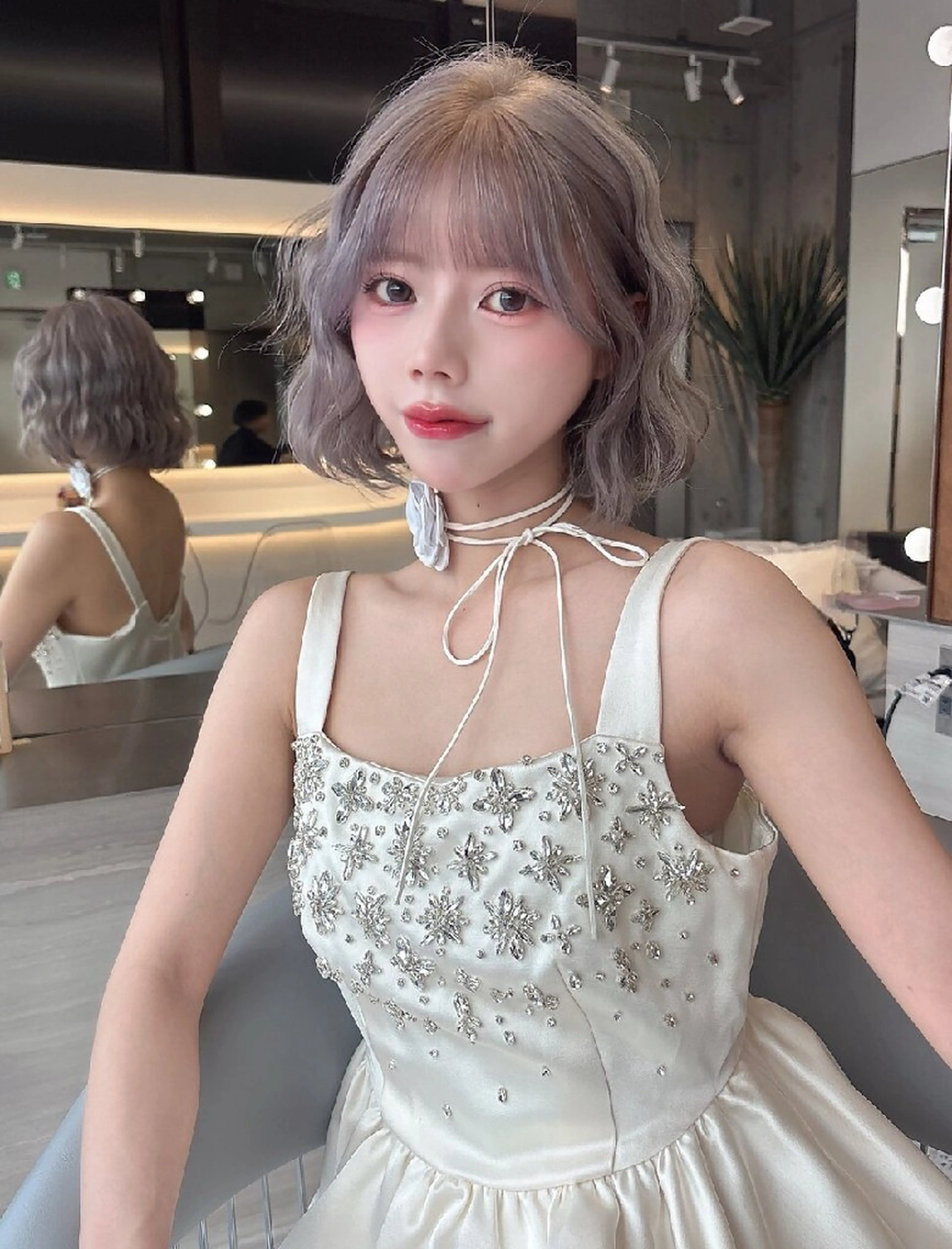 ショート カラー Lond Roleのヘアスタイル