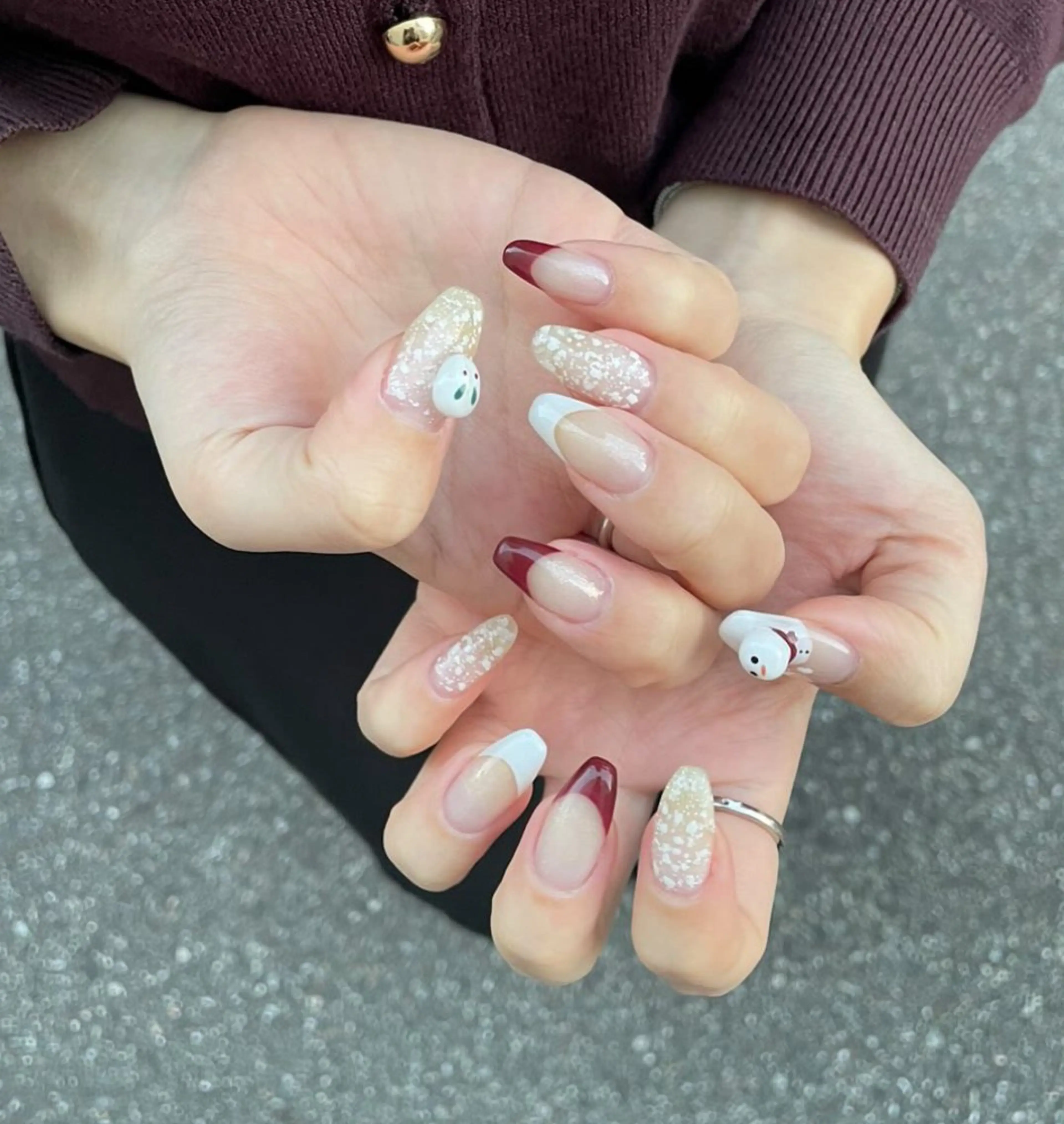 ネイル 成人式 キラキラネイル ニュアンスネイル オフィスネイル シンプルネイル Lililas サロン&スクールのネイルデザイン