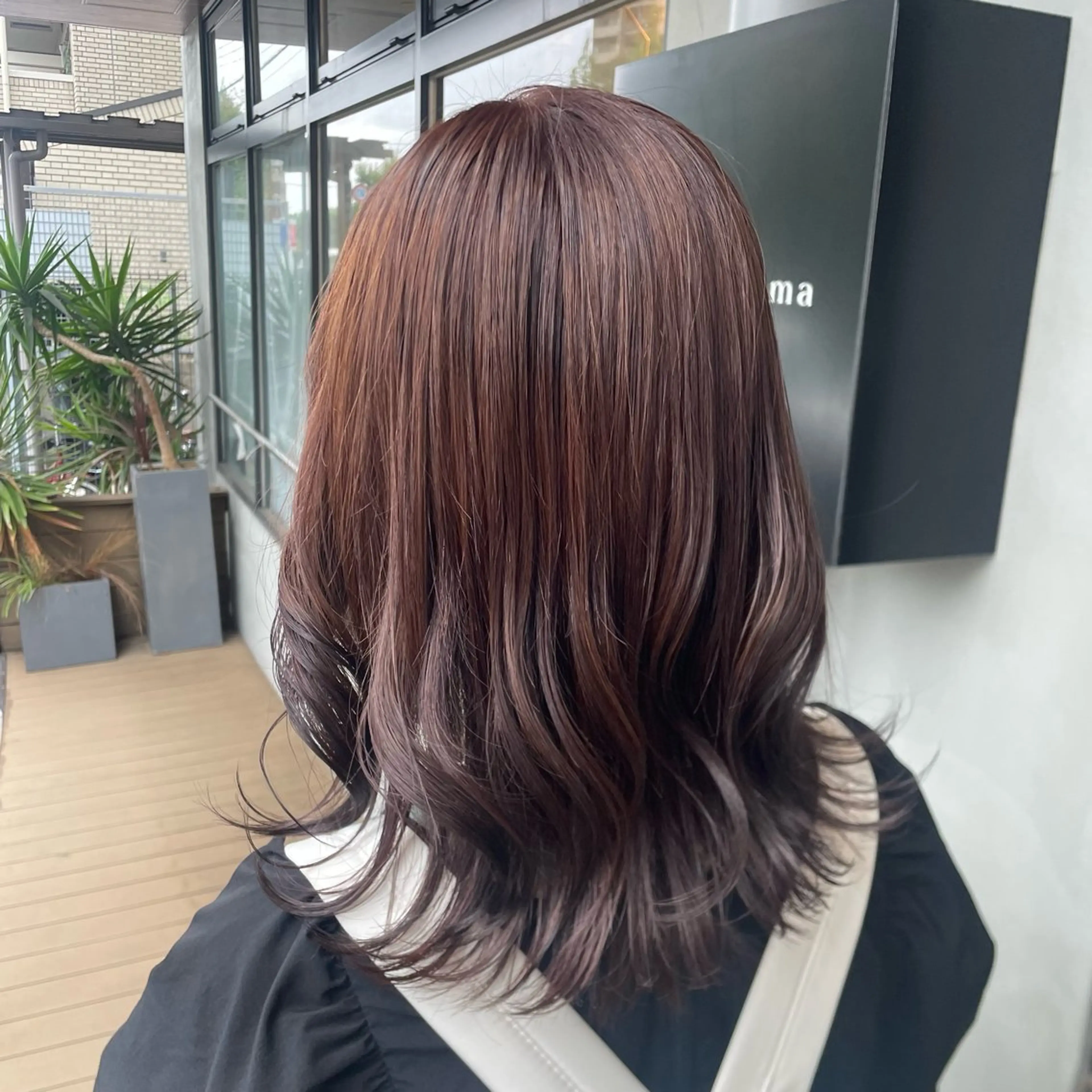 ミディアム 🌿FERIA桃山台 AYA🌿のヘアスタイル