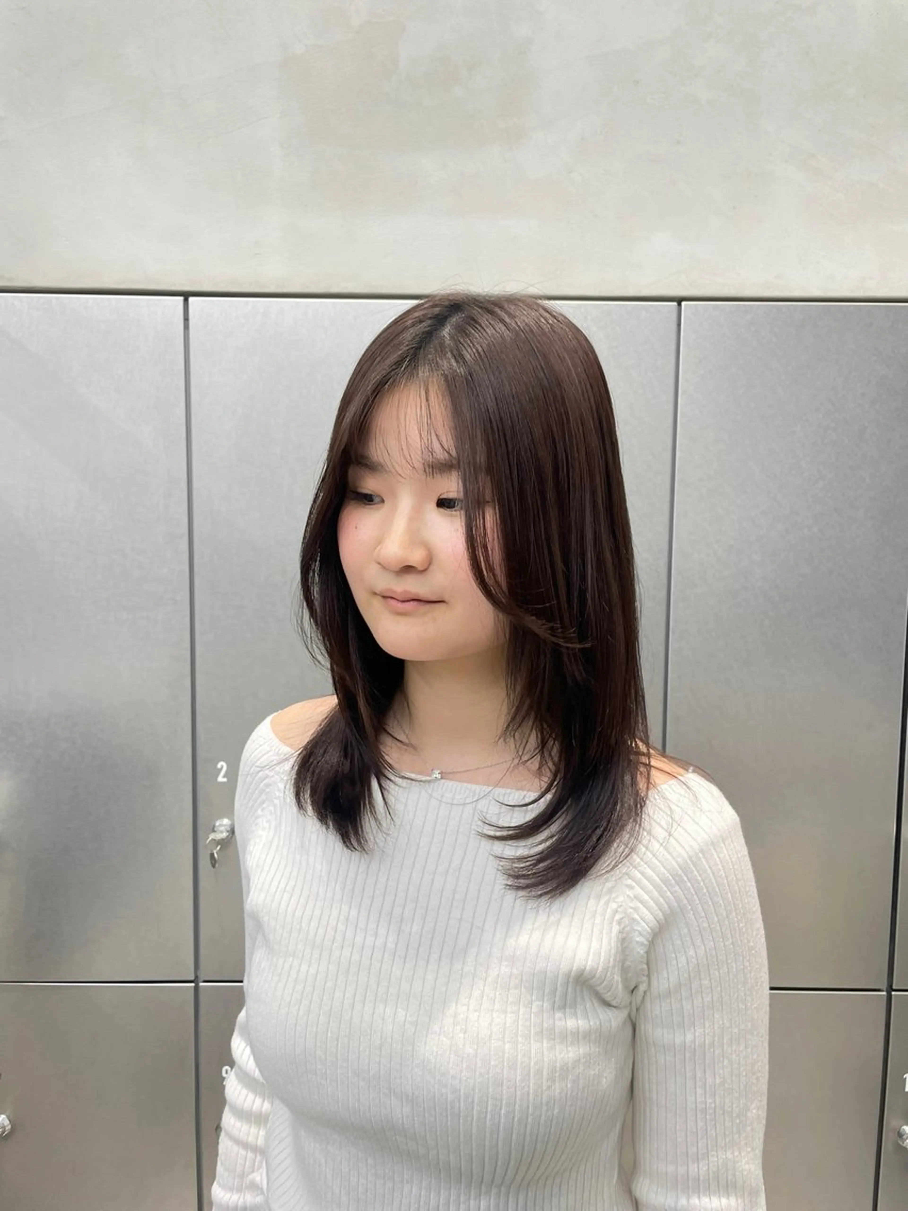 ミディアム レイヤーカット ZA/ZA茗荷谷所属・【カットモデル募集 中】菊池のヘアスタイル