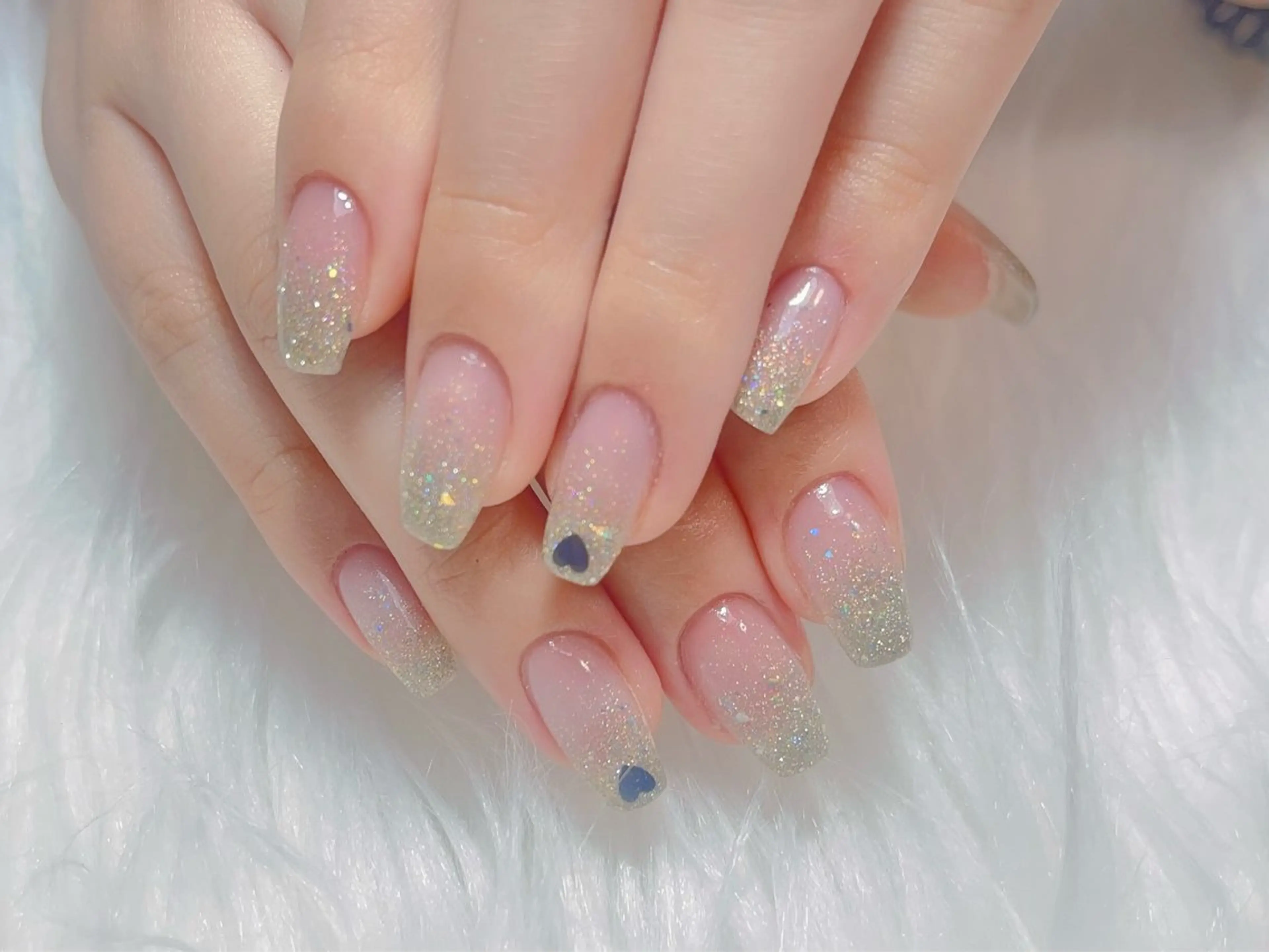 ネイル 西野 カナのネイルデザイン