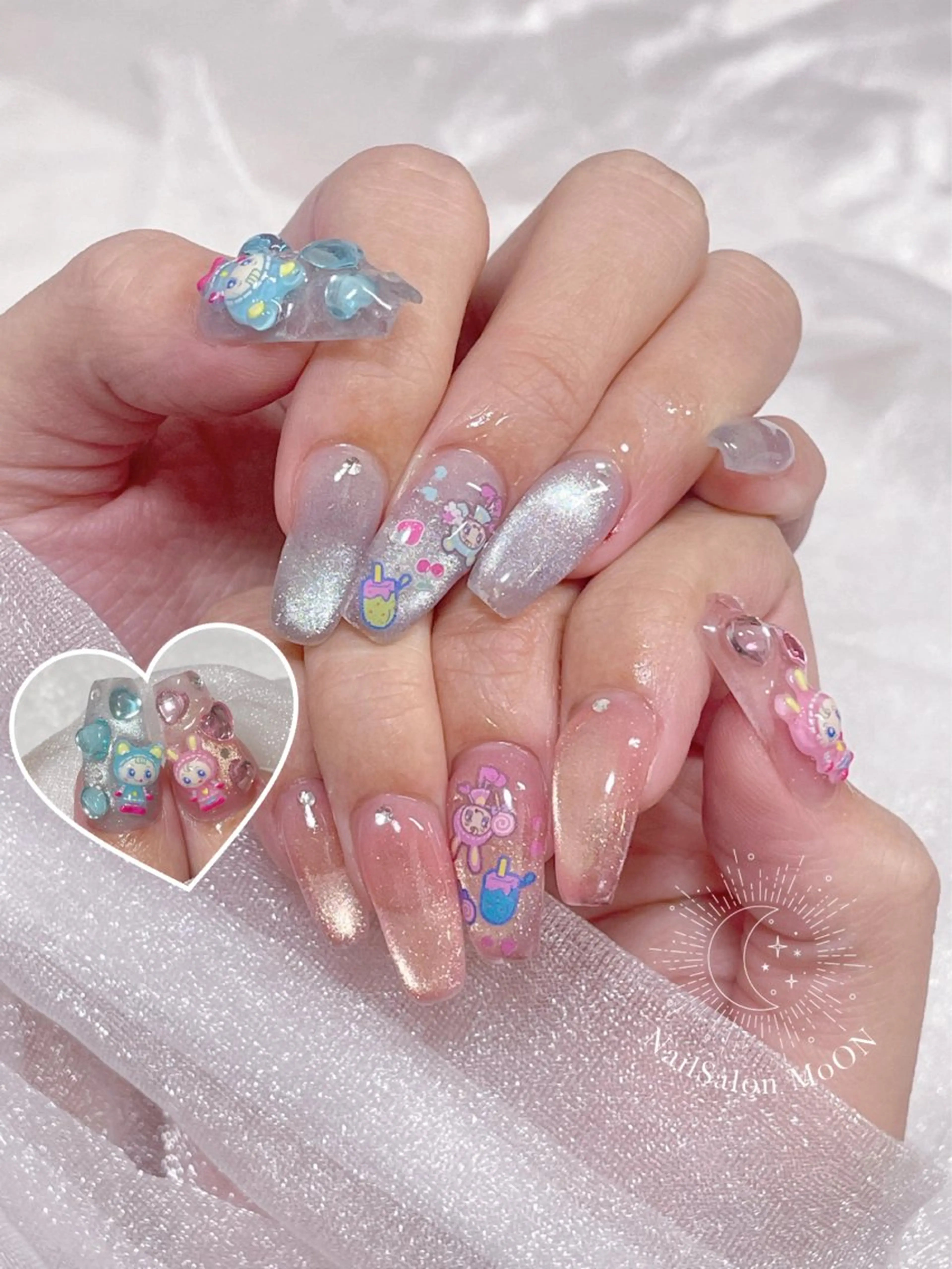 MoON...❤︎ MeGuのネイルデザイン