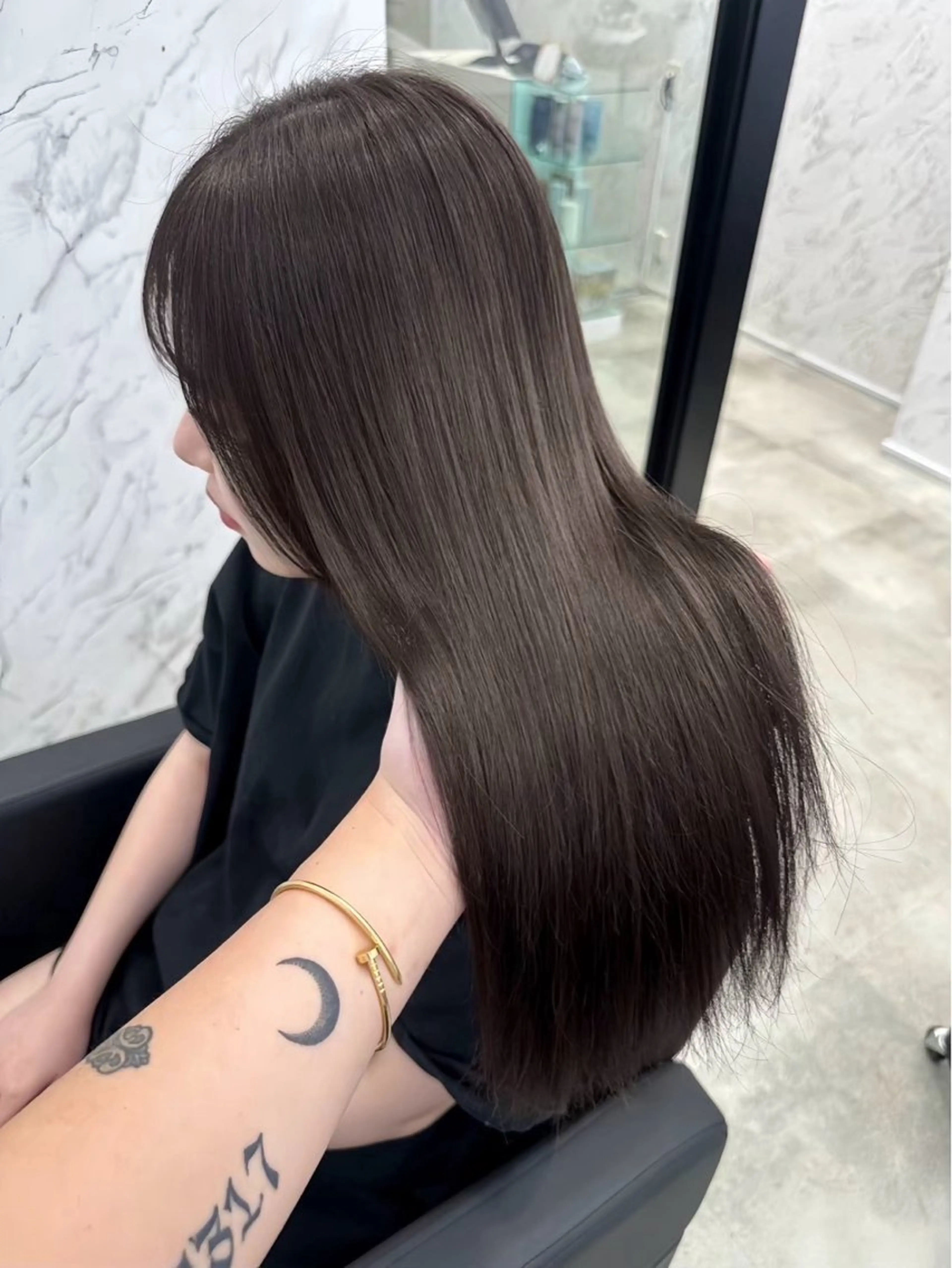カラー 透明感カラー ダークグレー ダークグレージュ グレージュ ⋆✦ Leon カット¥1100のヘアスタイル
