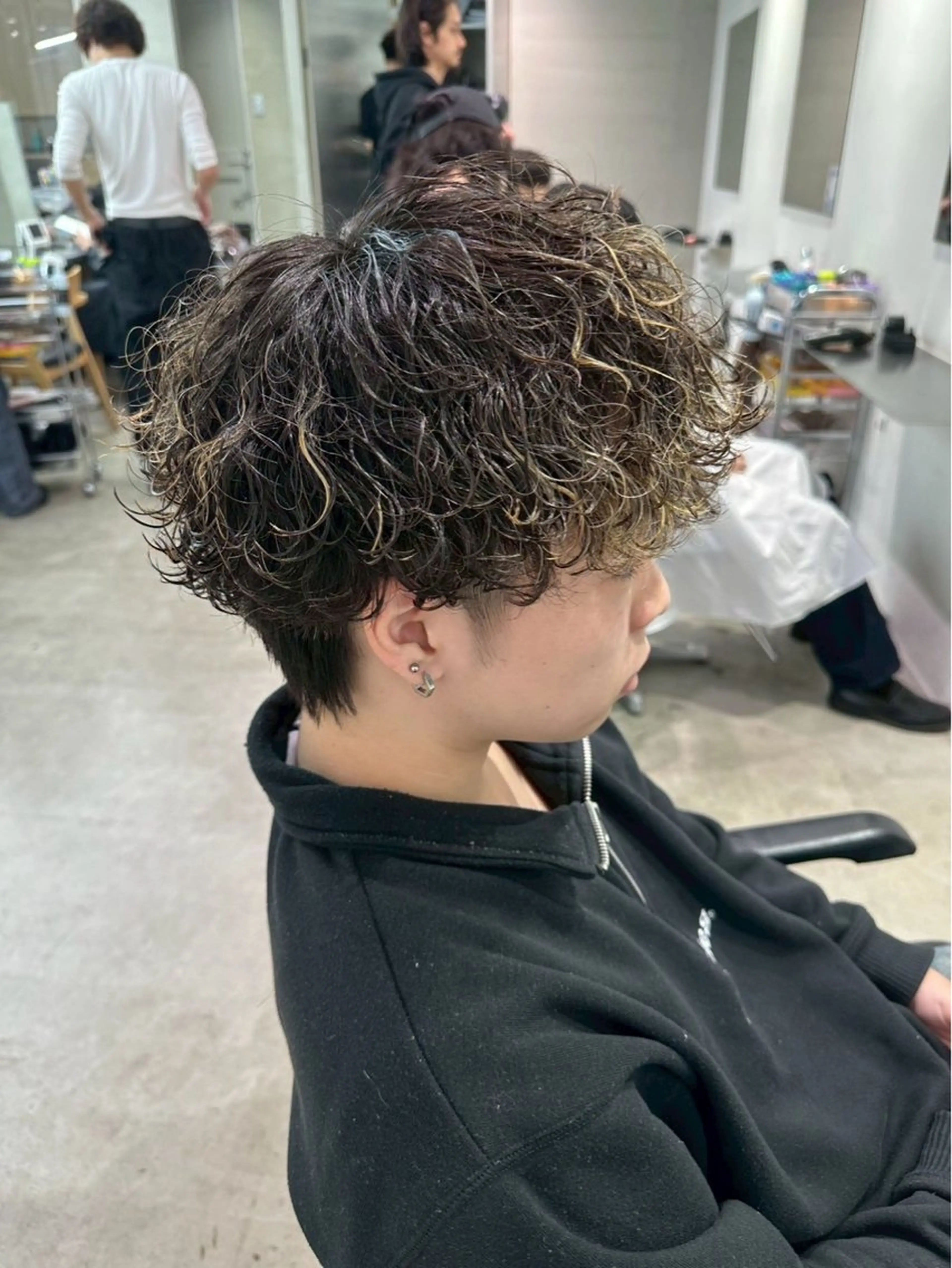 パーマ メンズ レディース／メンズ パーマ特化／内山遥斗のヘアスタイル