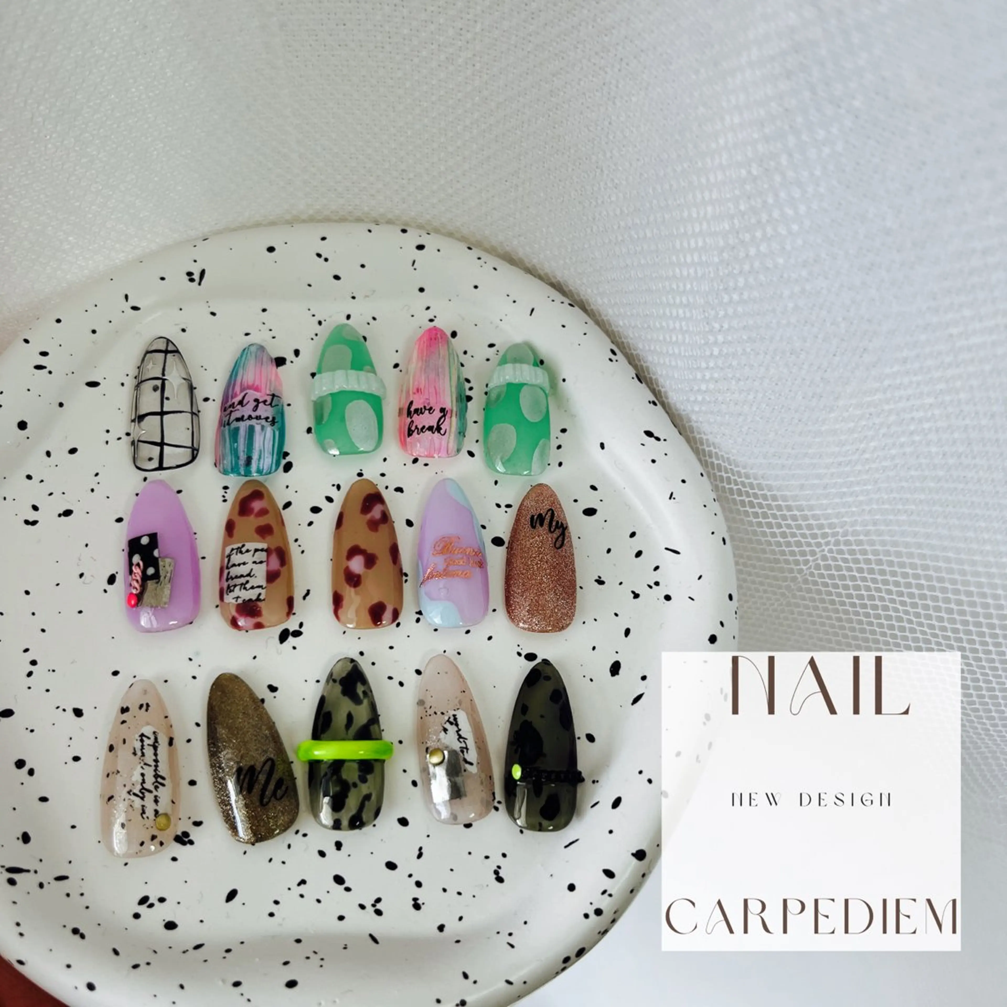 ネイル 城東区ネイルサロン carpediemのネイルデザイン