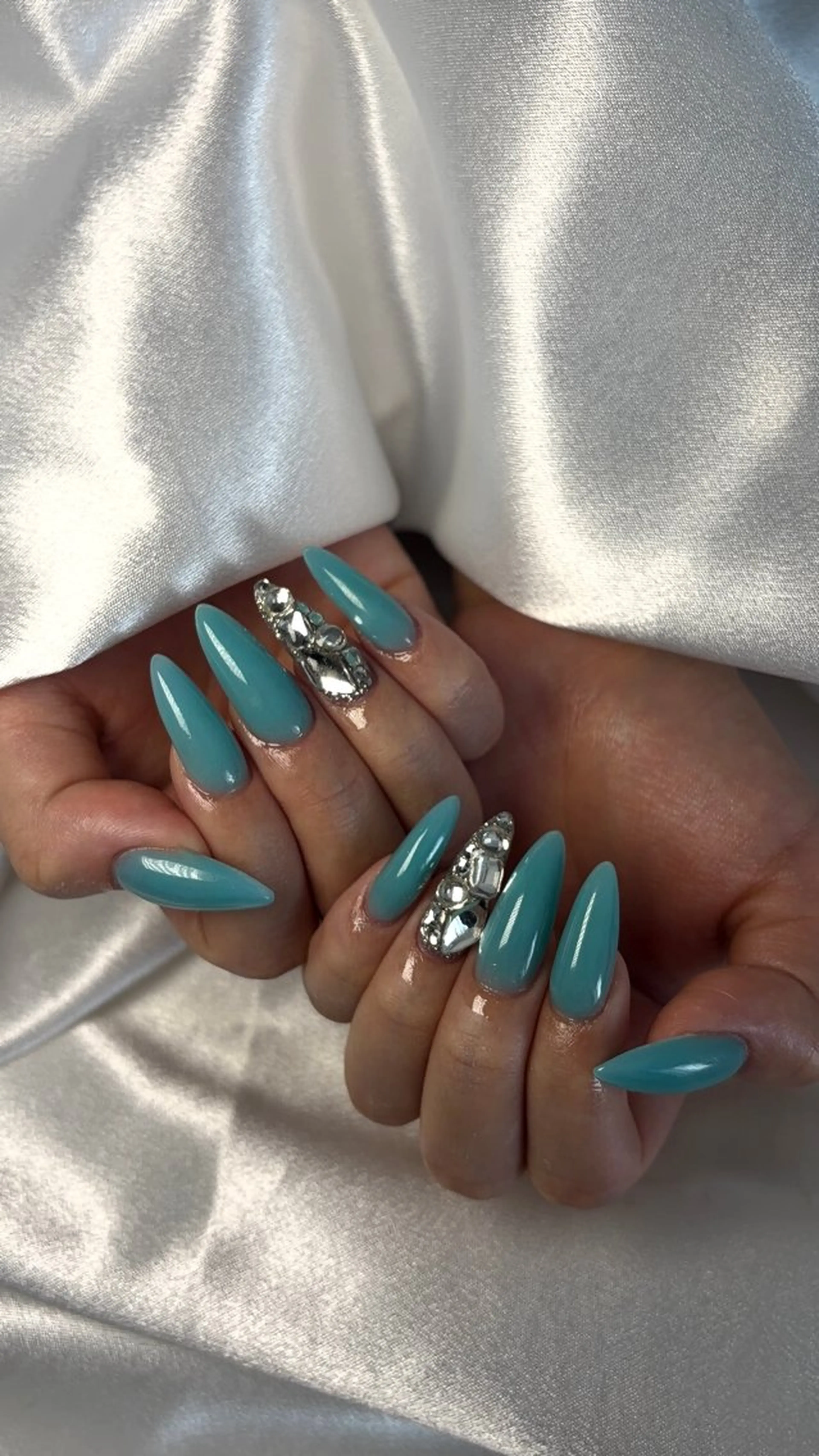 ネイル ハンドネイル Kayo 💅のネイルデザイン