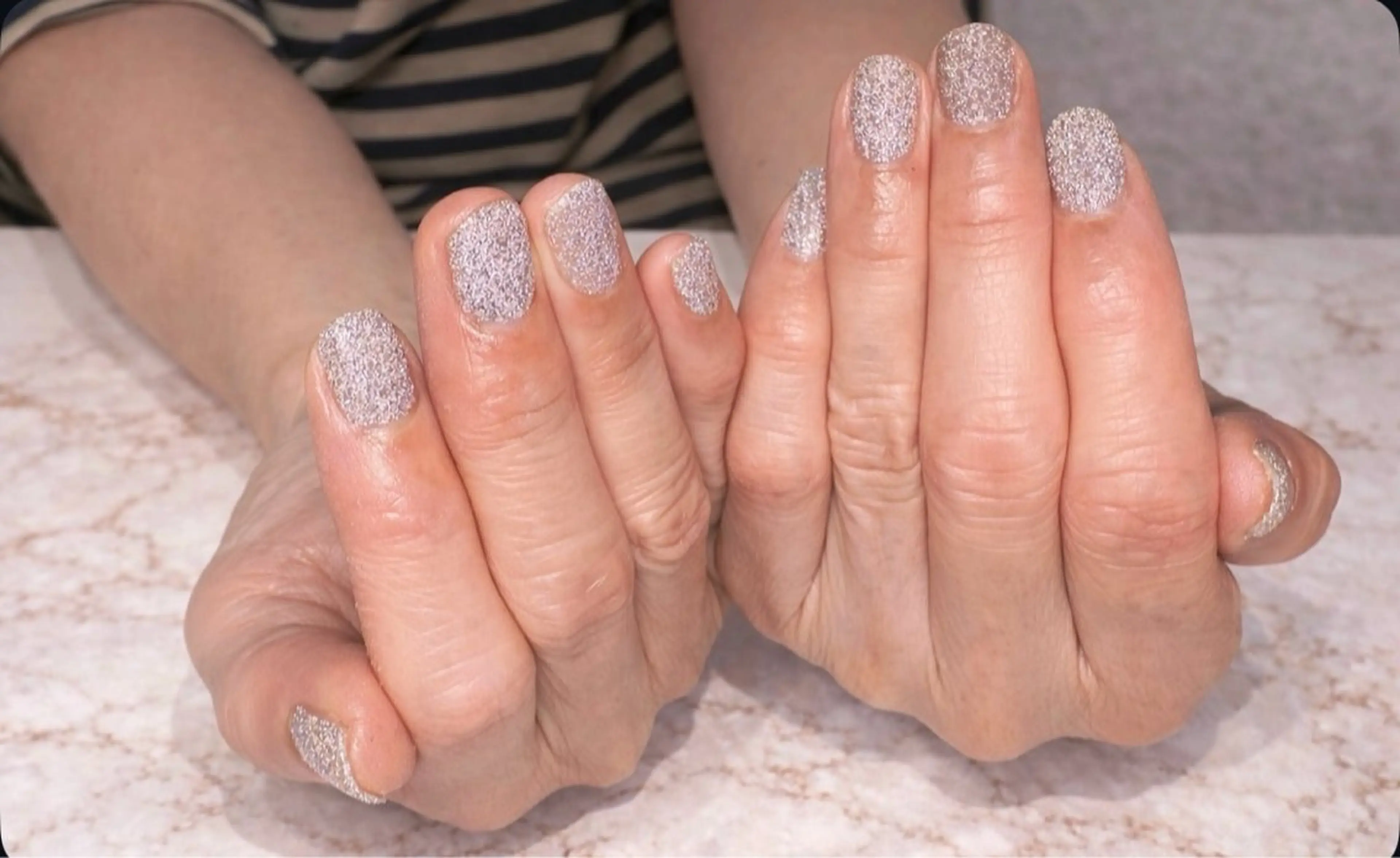 ネイル Anewzel アニュッツェルのネイルデザイン