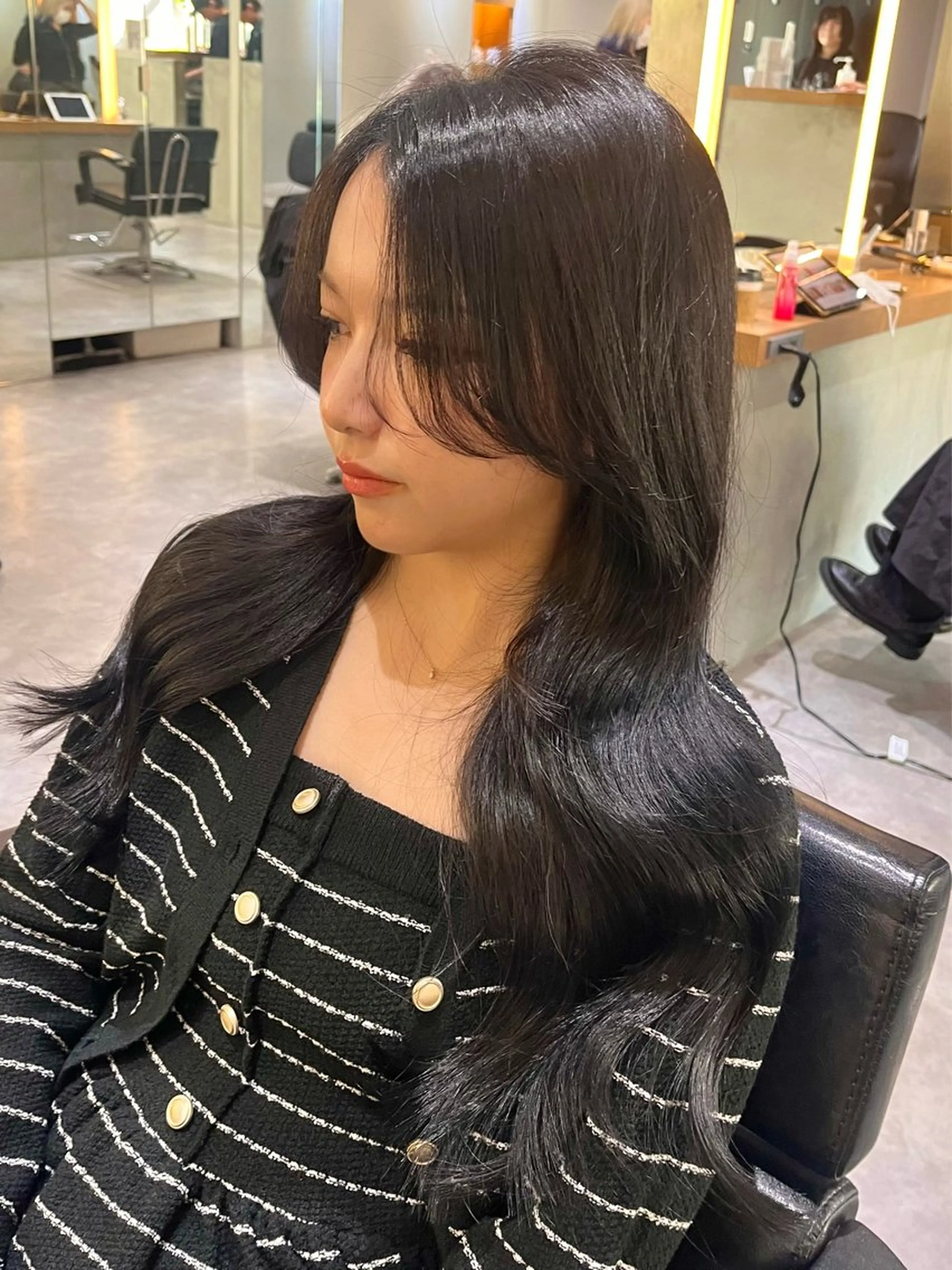ロング ロングカット/ うる艶カラー/ユイのヘアスタイル