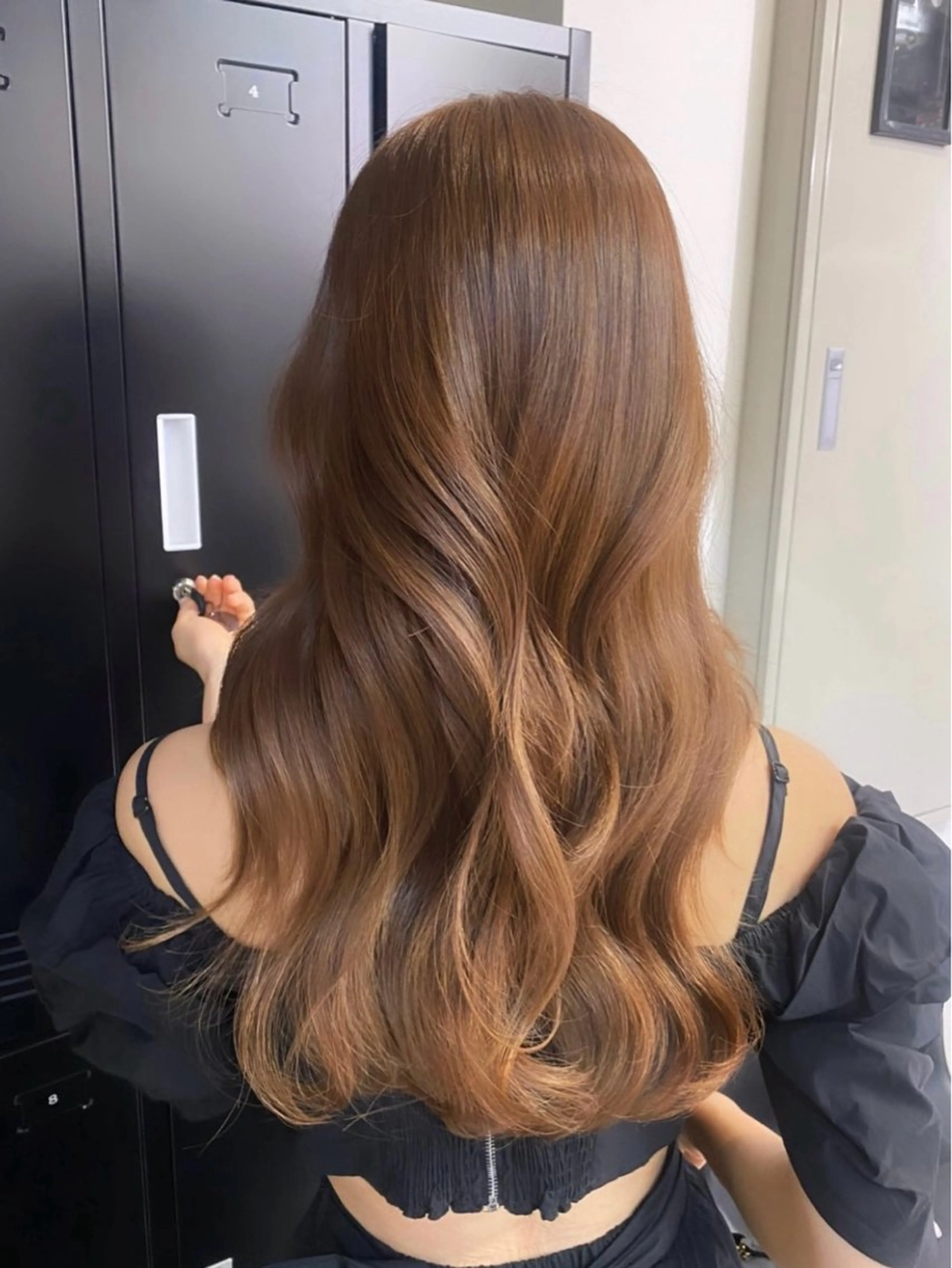 ロング カラー ベージュカラー ブリーチ ブラウンカラー ミルクティーベージュ 名古屋栄♡PELE/ ブリーチ/ハイトーンのヘアスタイル