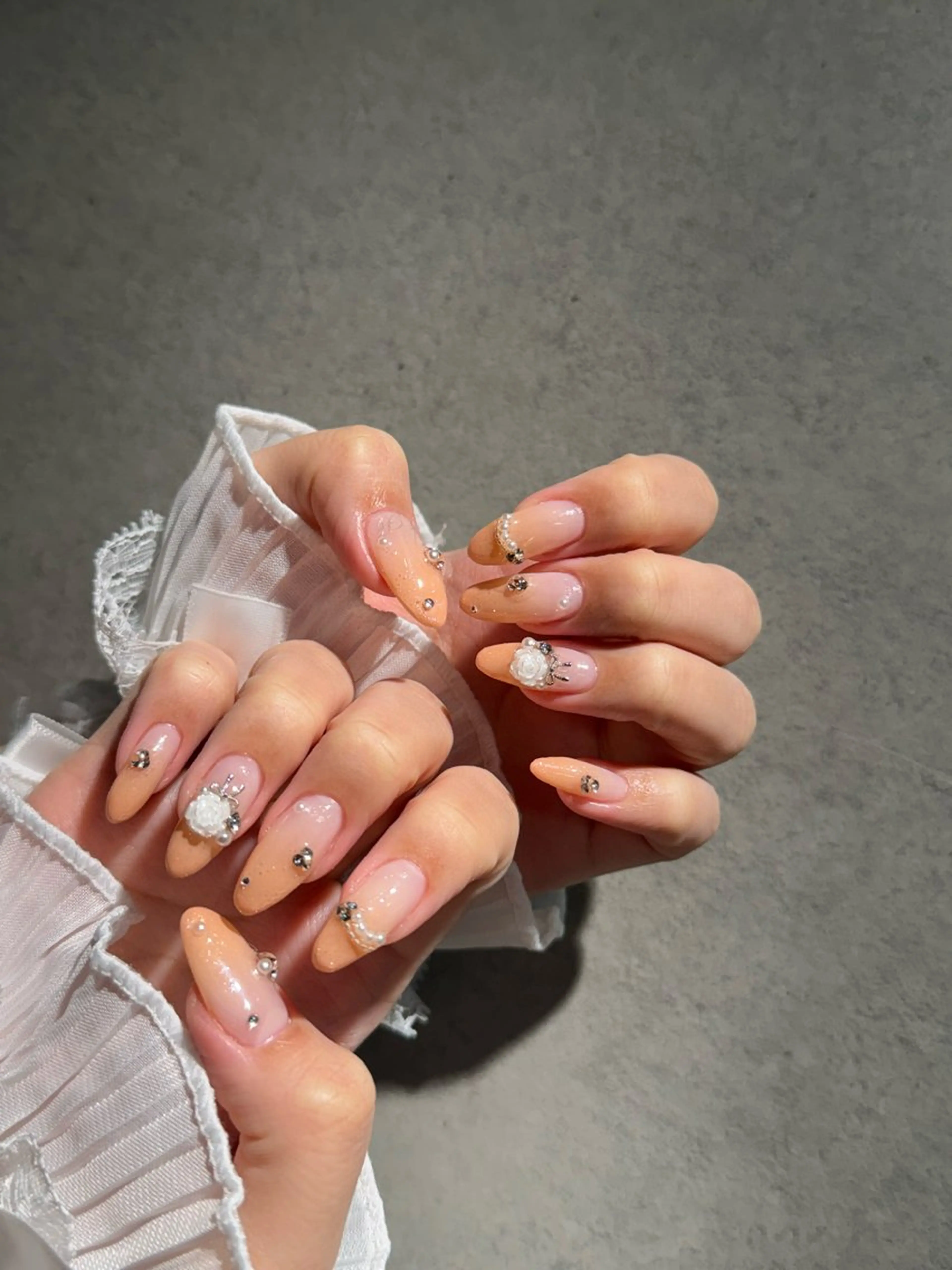 ネイル I-nailロング /ワンホン/キラキラのネイルデザイン