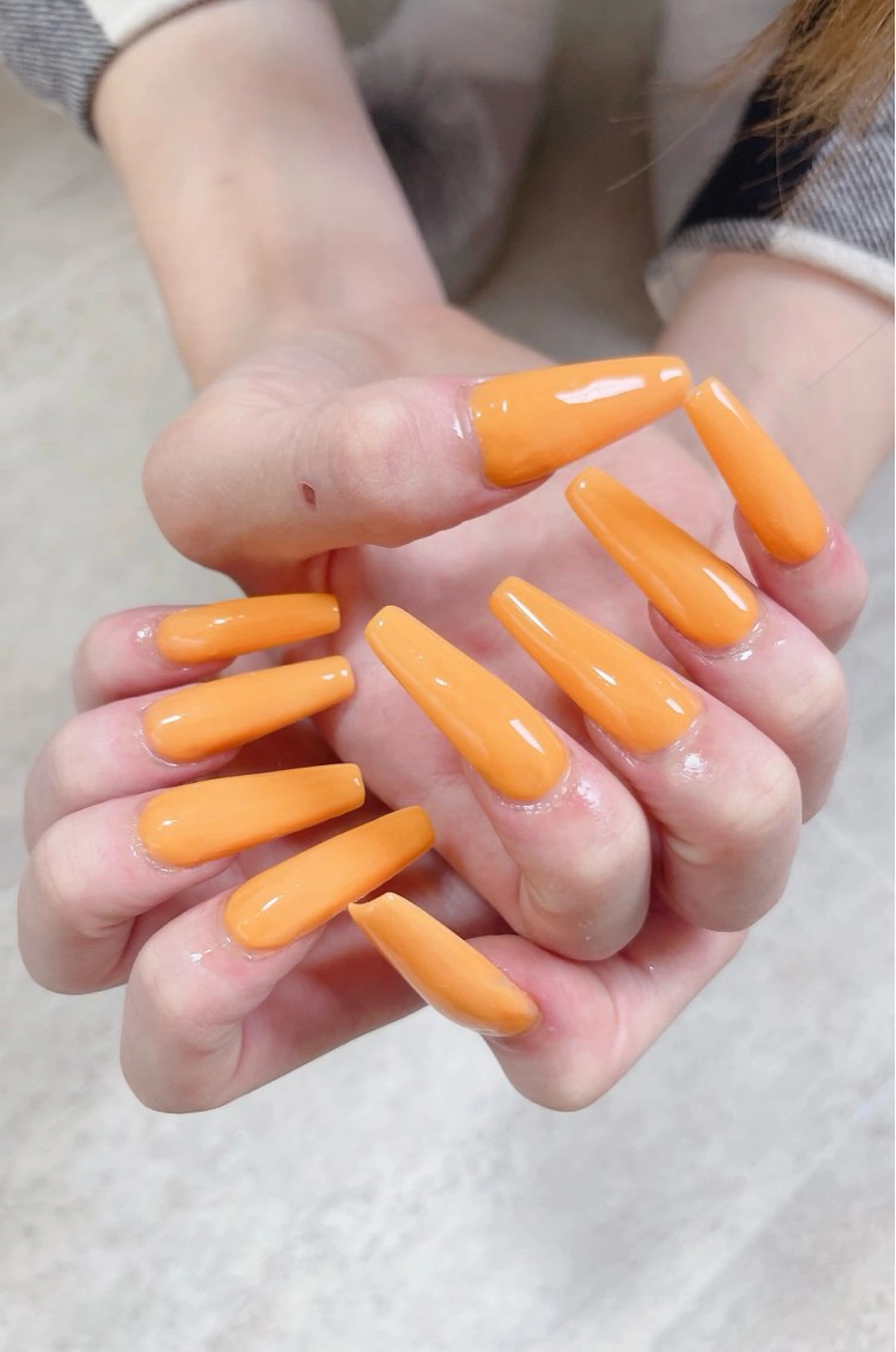 スカルプワンカラー⭐️新規様専用メニュー他店オフ無料(チップ、パーツ付き¥1000)⭐️Mサイズの写真