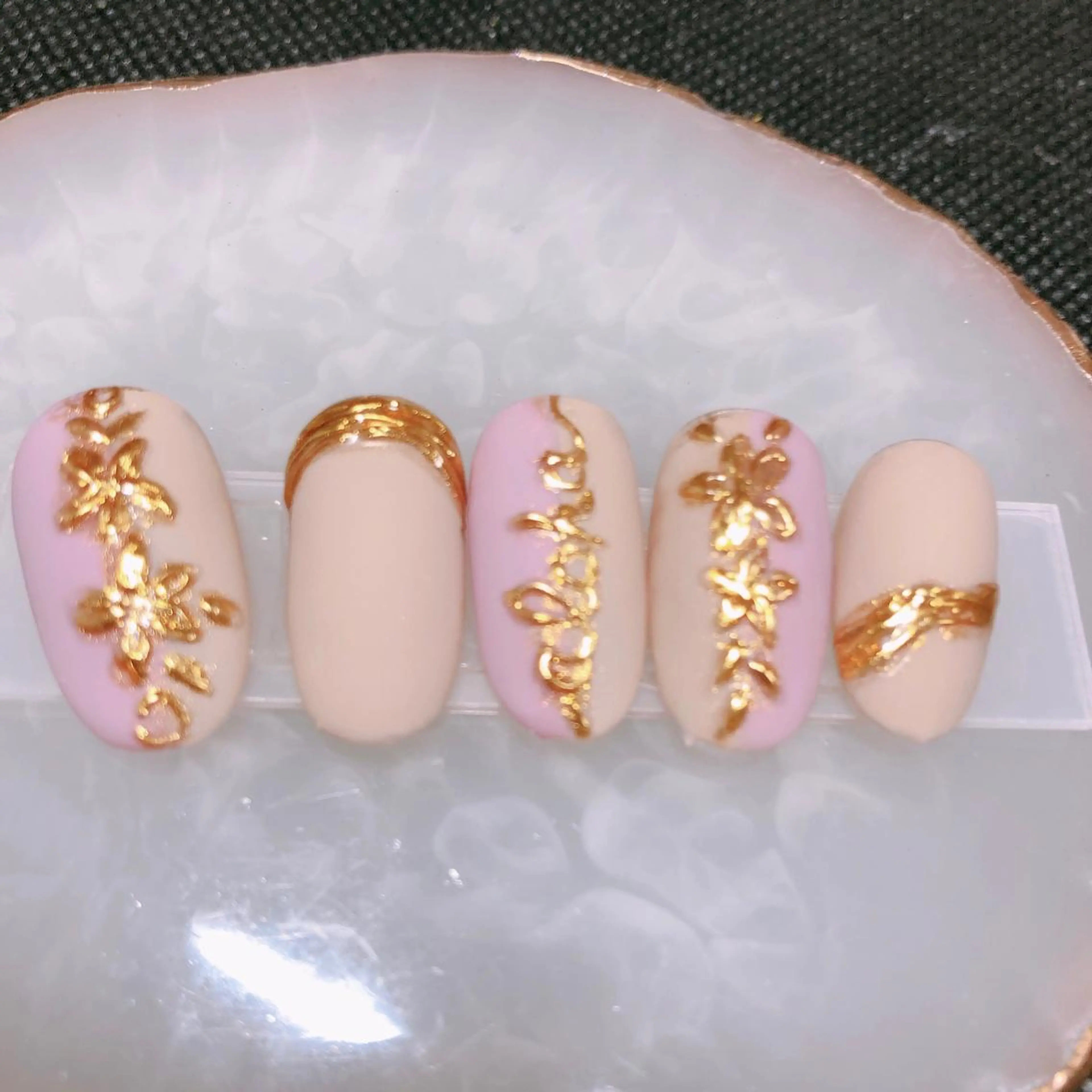 ネイル 奥園 良恵のネイルデザイン