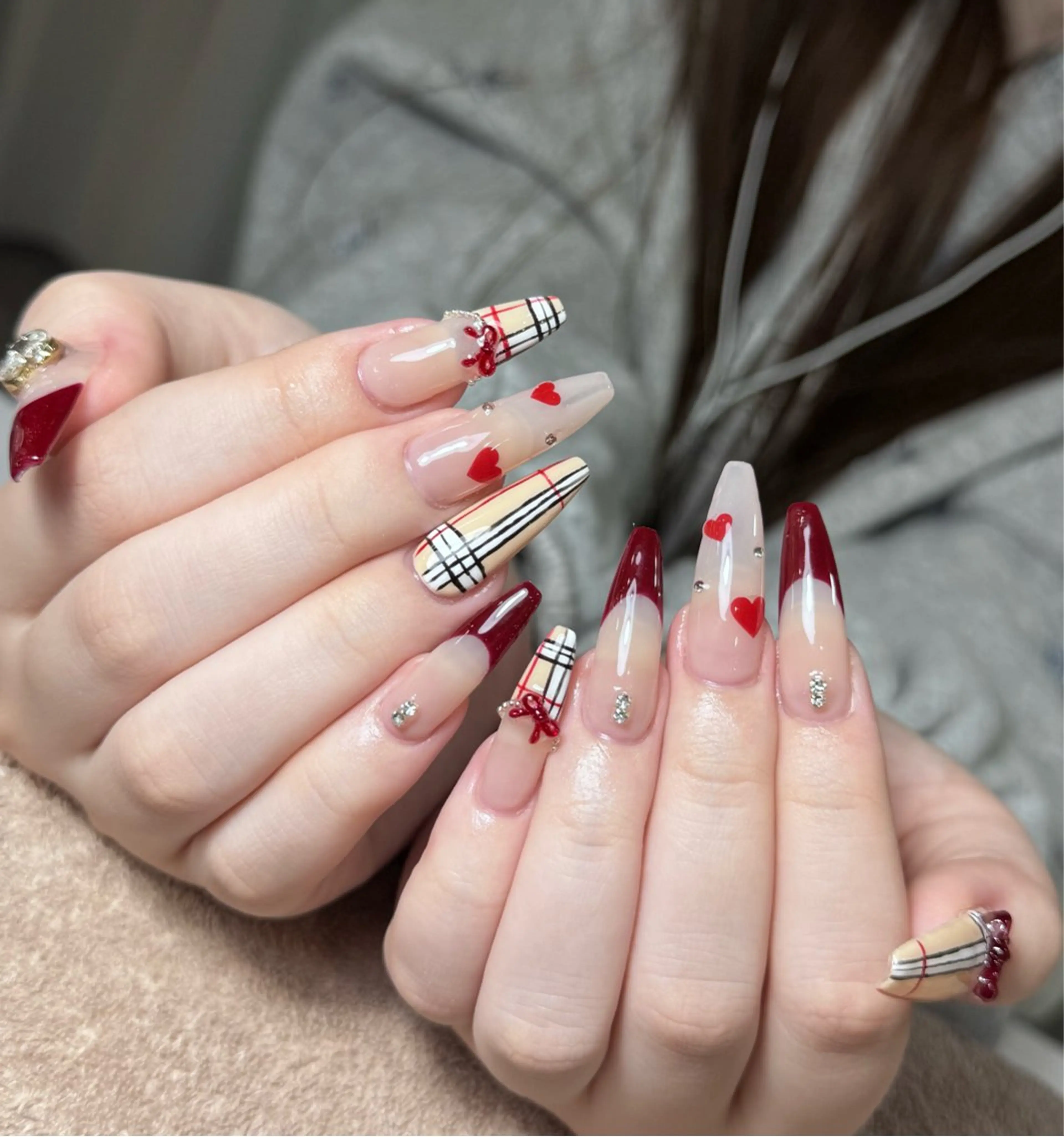 ネイル チークネイル フラッシュネイル フラワーネイル フットネイル ジェルネイル ハンドネイル Rin Nail Shinokuboのネイルデザイン