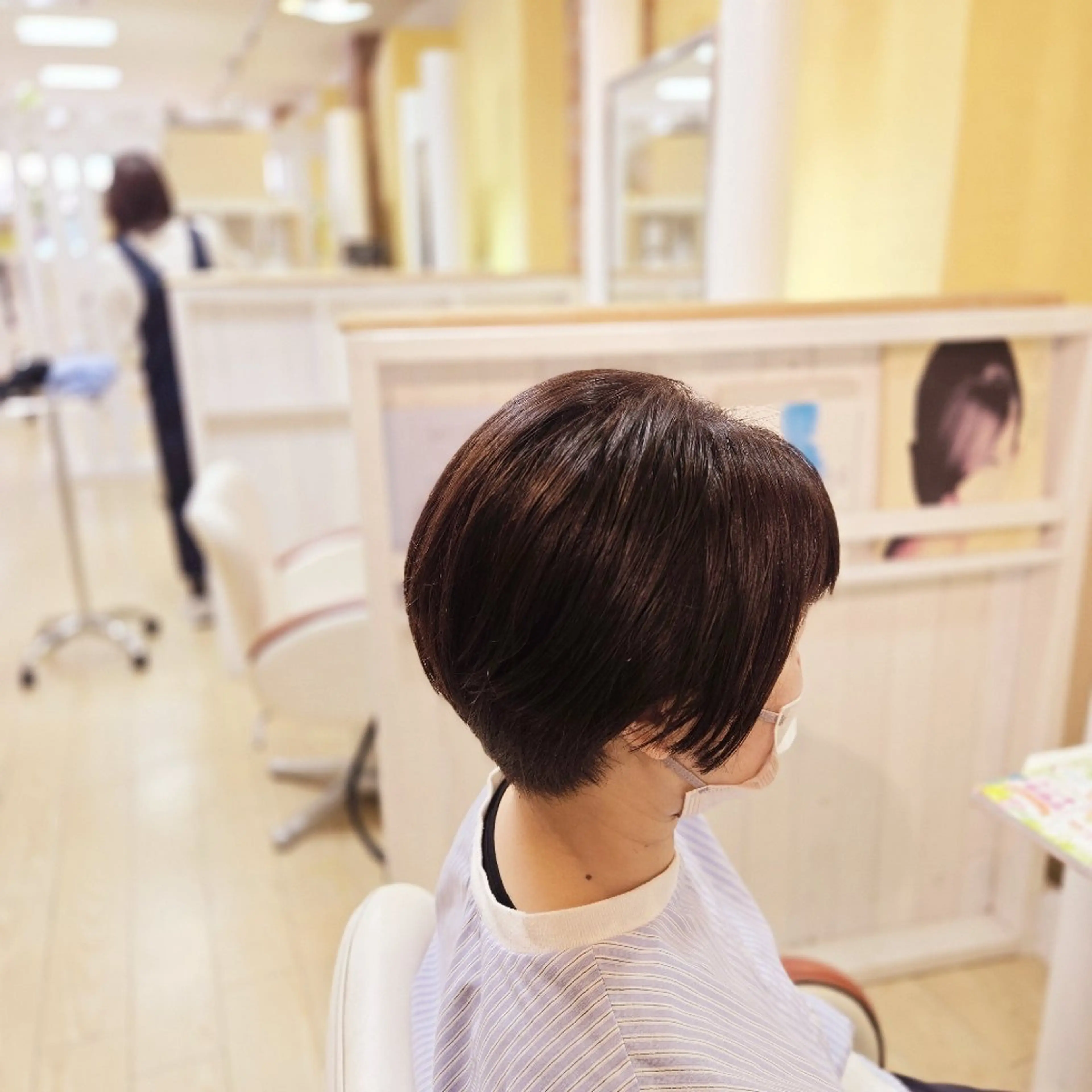 ショート ショートヘア 田中 牧子のヘアスタイル