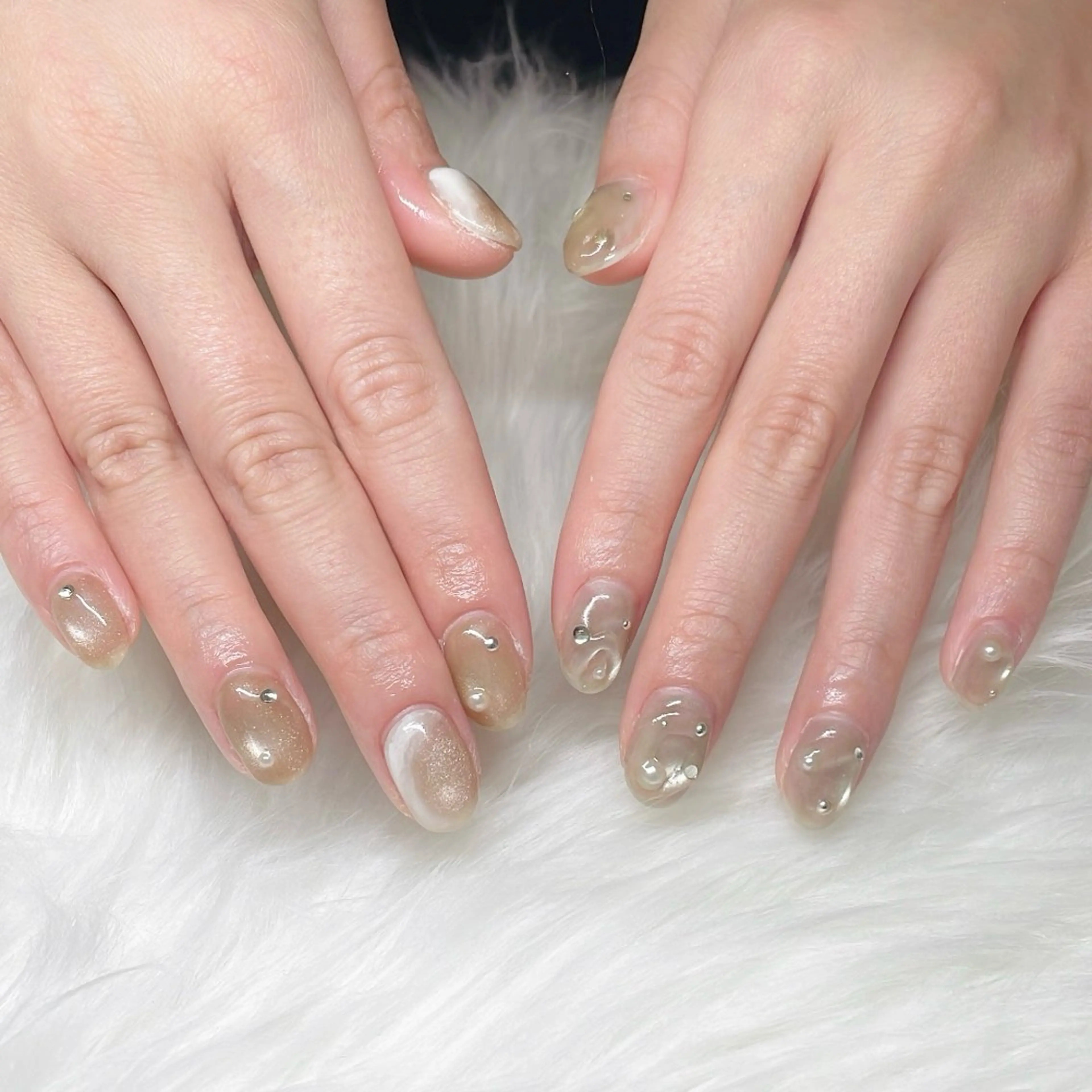 ネイル チークネイル フットネイル フレンチネイル ジェルネイル ガラスフレンチ ハンドネイル Rimi.+ チナミのネイルデザイン