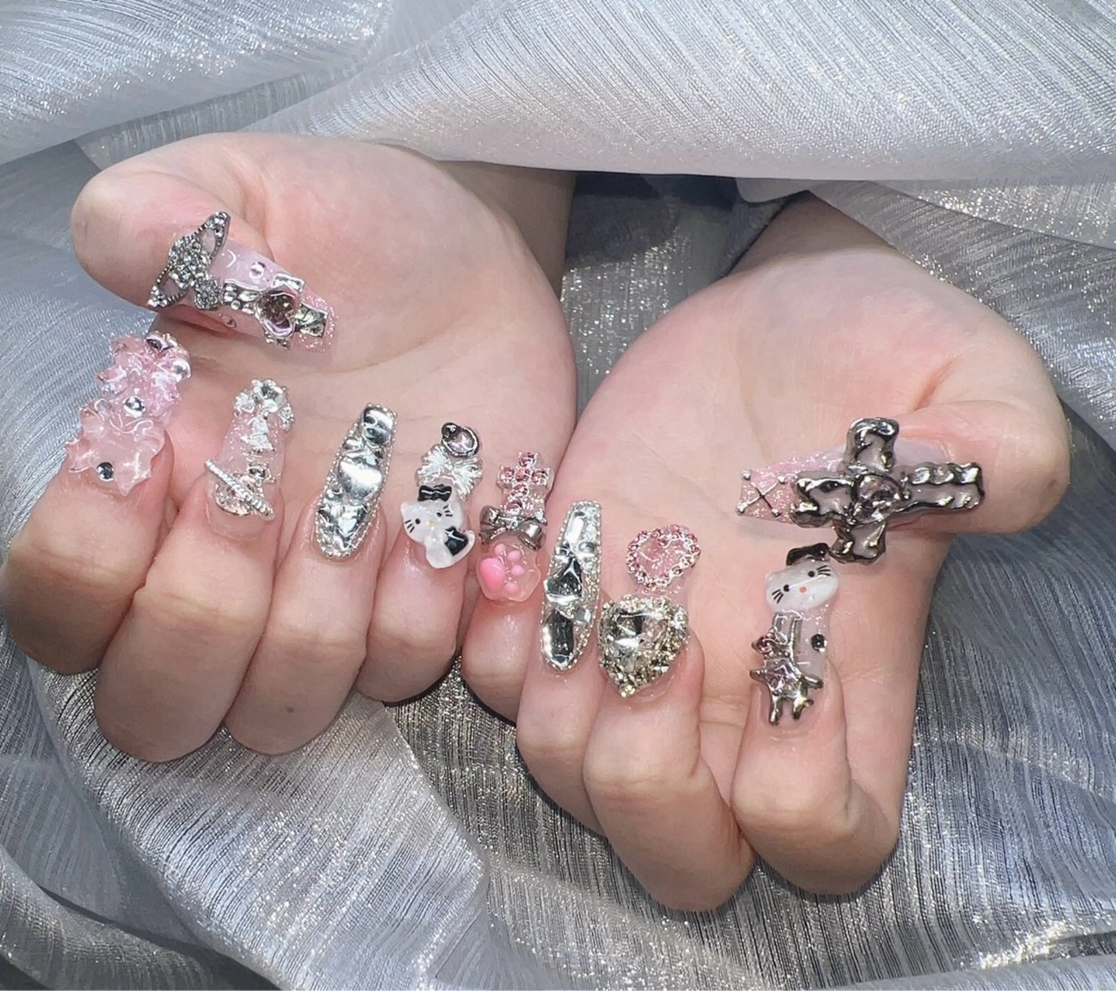 ネイル ハンドネイル Lee Nailsのネイルデザイン