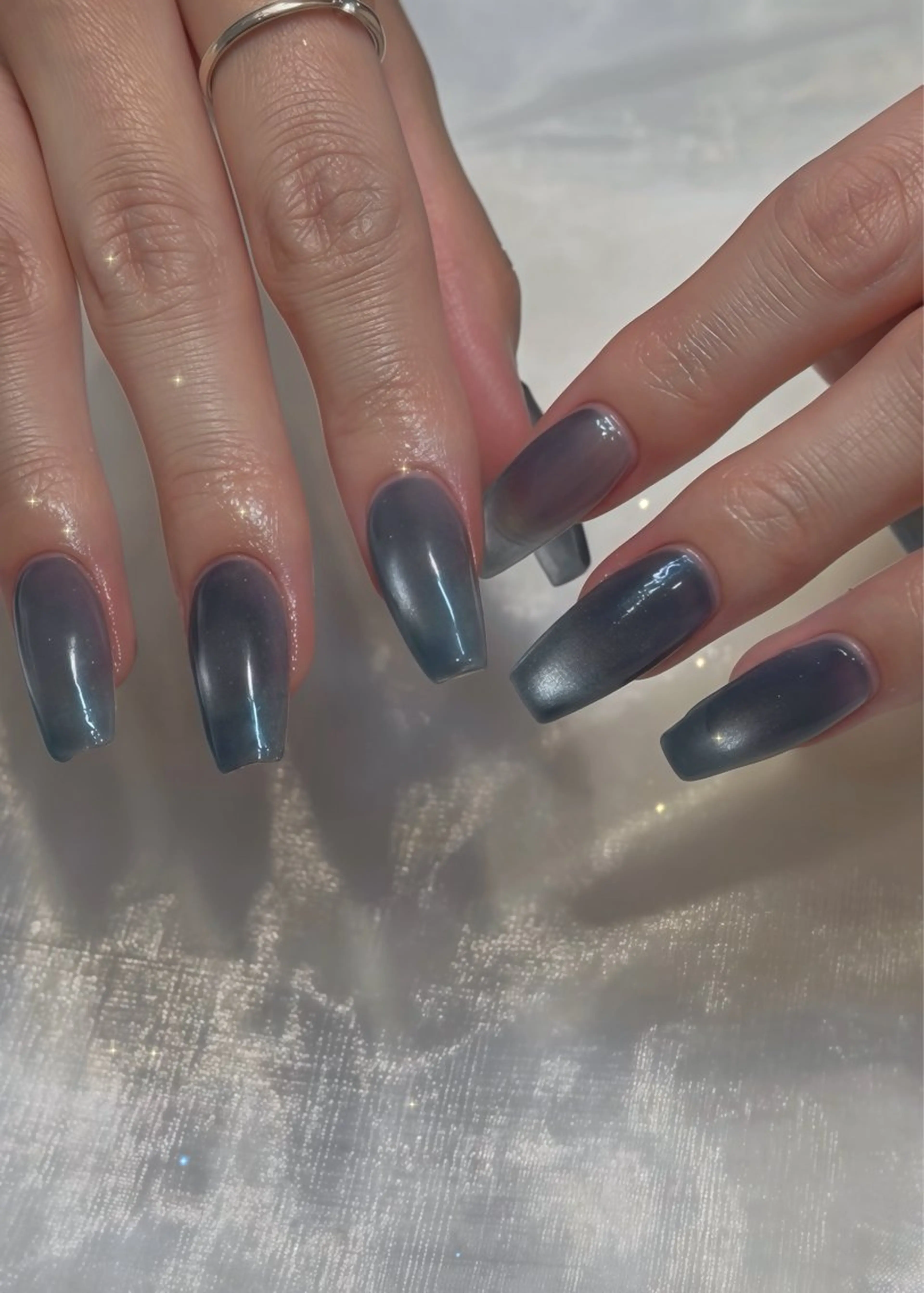 ネイル nailsalon moe.所属・yume 大人ガーリーネイルのネイルデザイン