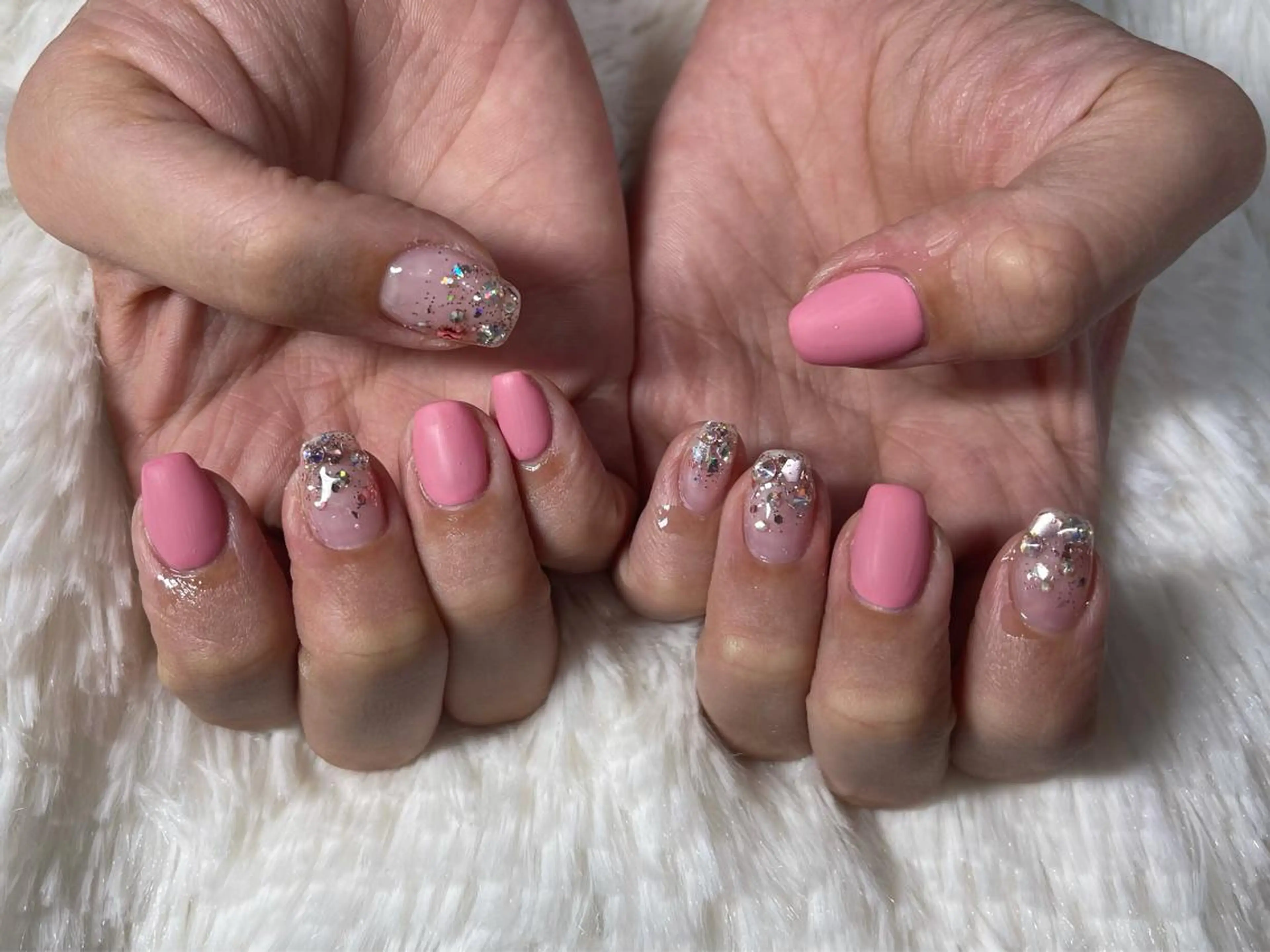 ネイル アートネイル マットネイル ハンドネイル R’s nailのエステ・リラクイメージ