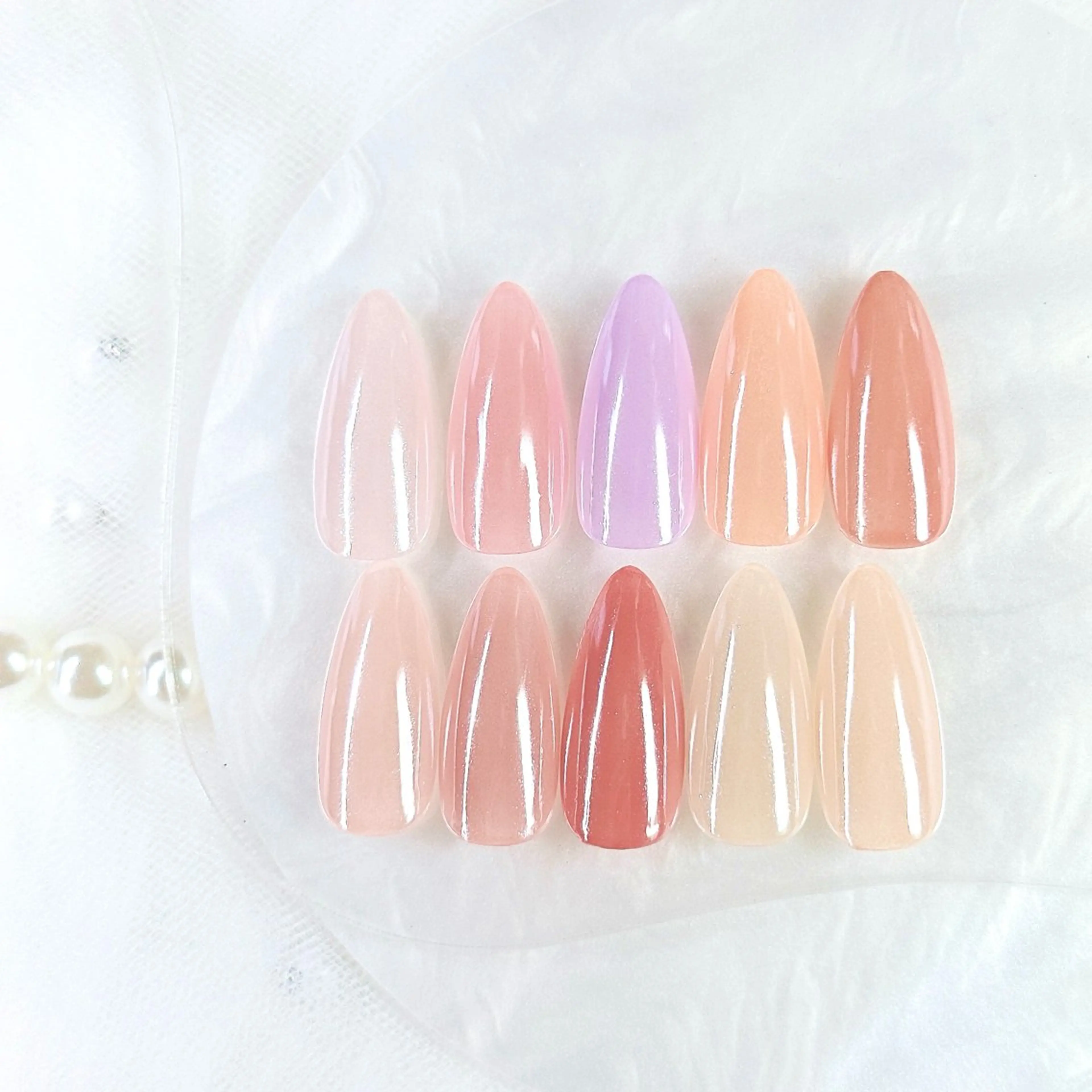 ネイル ミラーネイル ホワイト ハンドネイル toi nail所属・toi nailのネイルデザイン