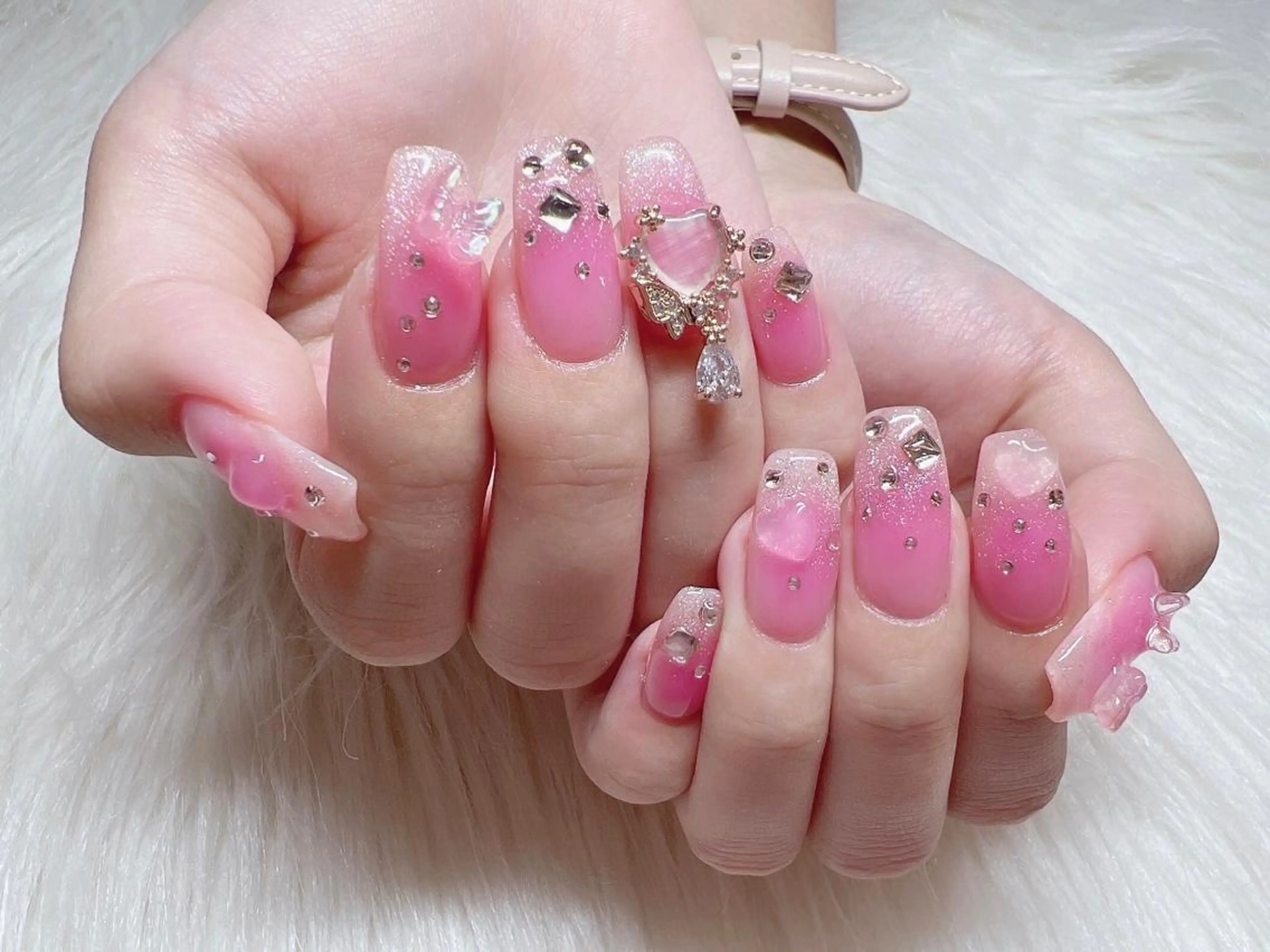 ネイル nail salon Pink Aliceのネイルデザイン