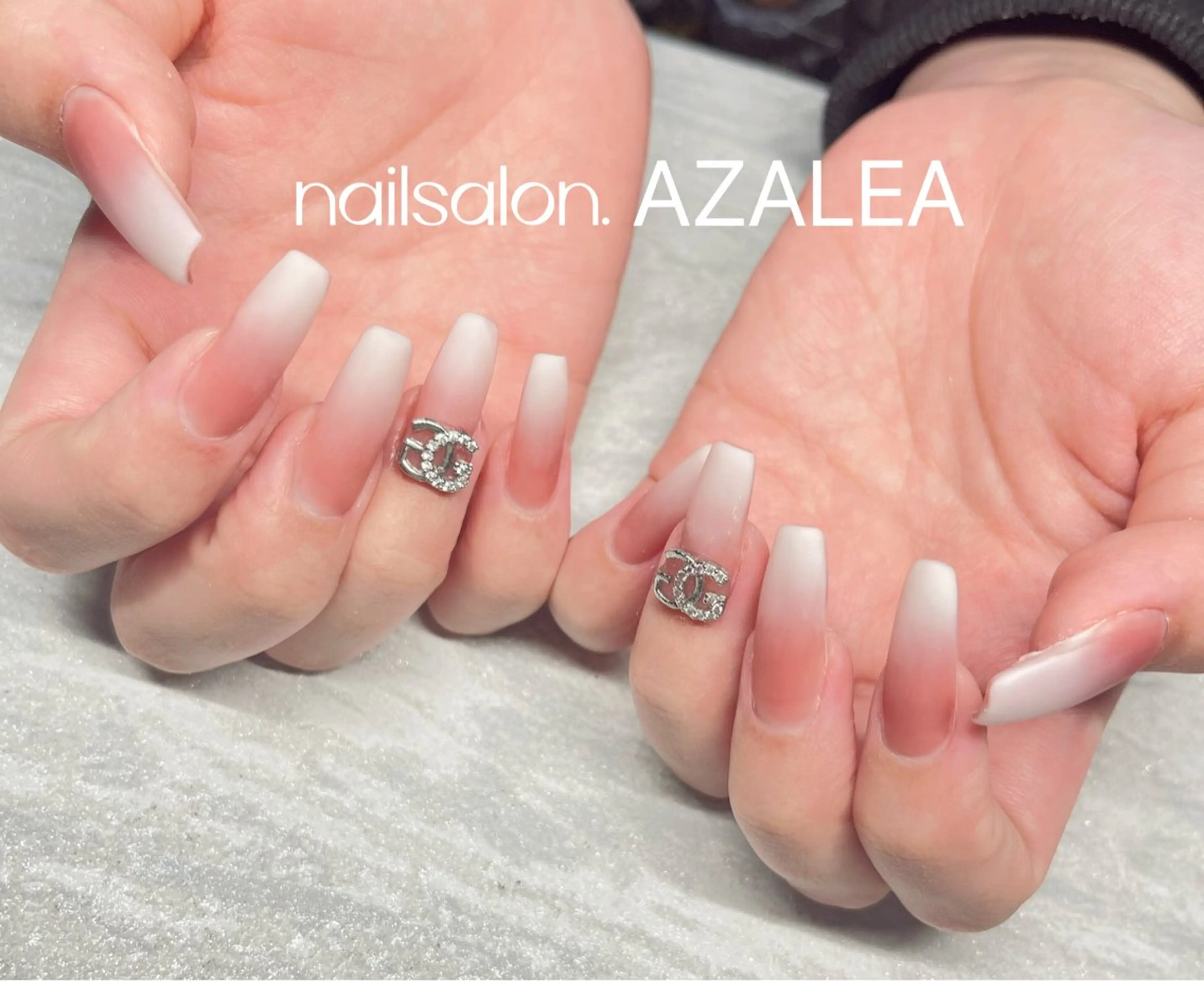 ネイル ハンドネイル R inのネイルデザイン