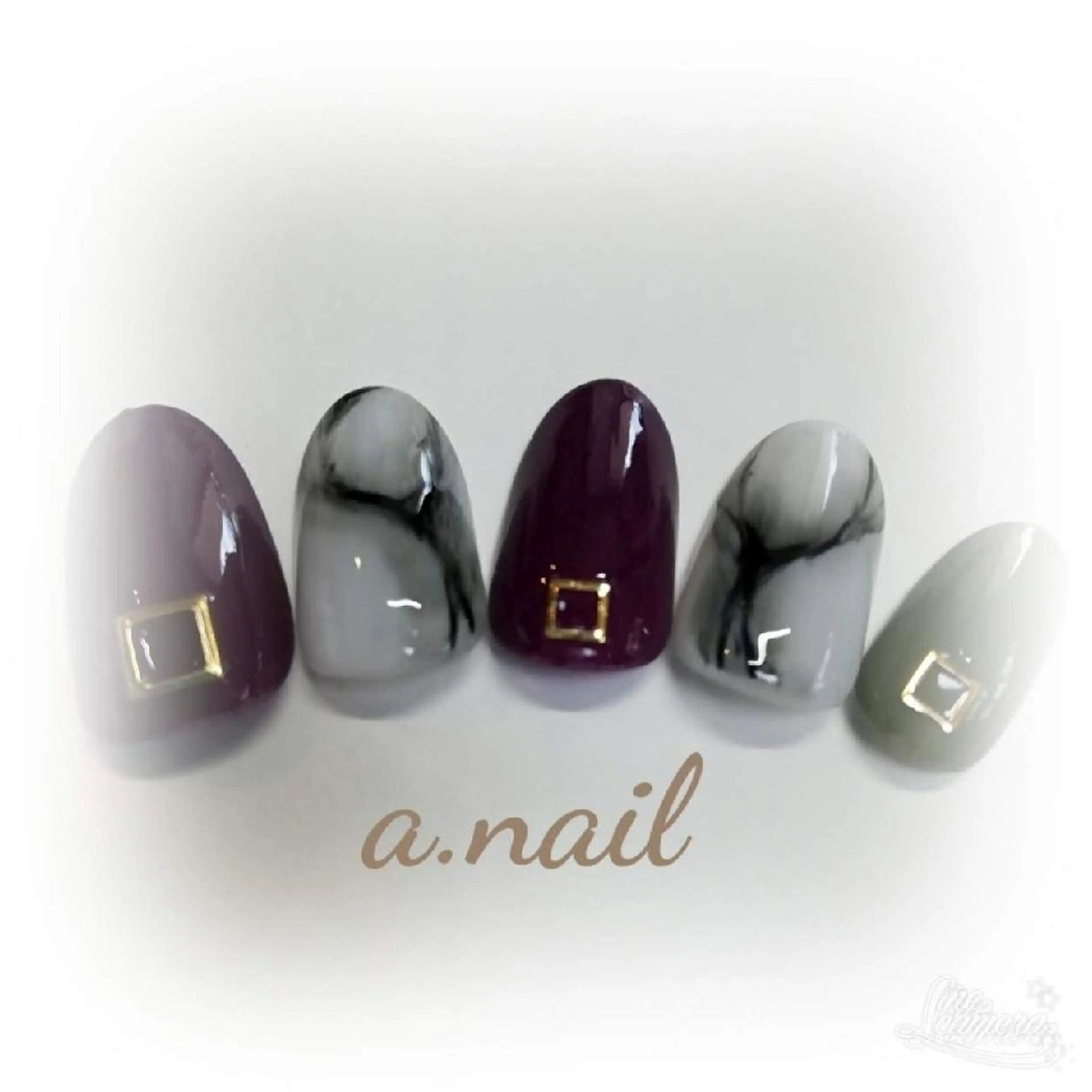 ネイル ストーンネイル ネイルサロン エーネイルのネイルデザイン