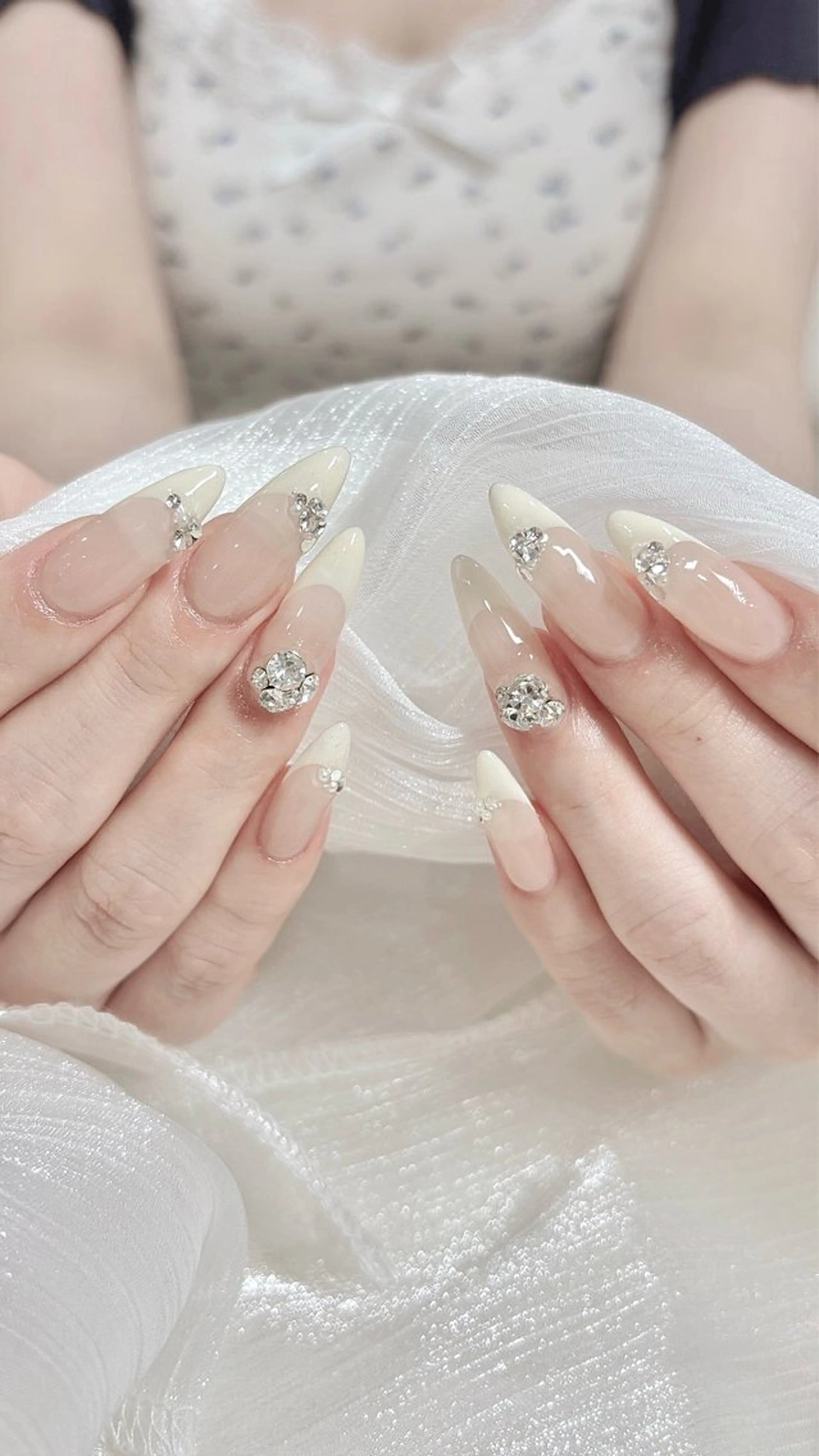 ネイル フレンチネイル パステルネイル 黄色 ハンドネイル FLY Nail Salonのネイルデザイン