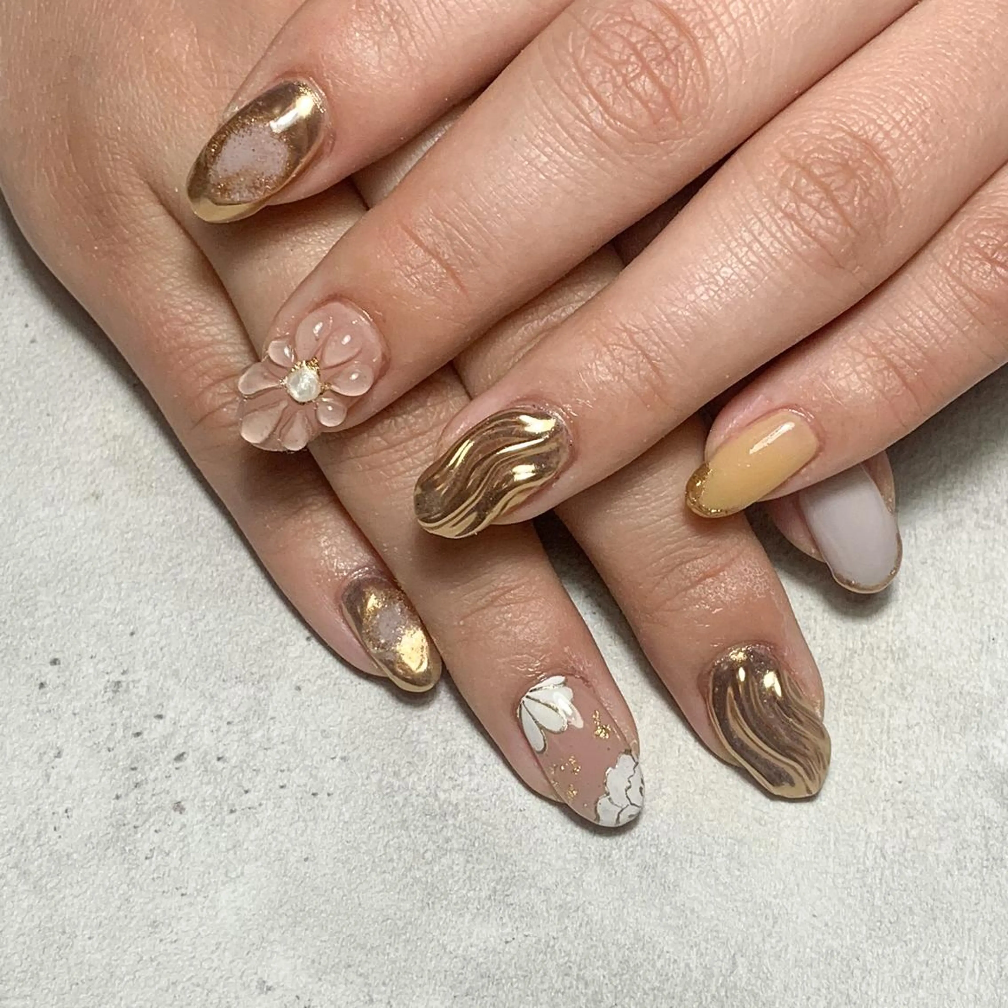 ネイル ハンドネイル FIORITURA aiのネイルデザイン