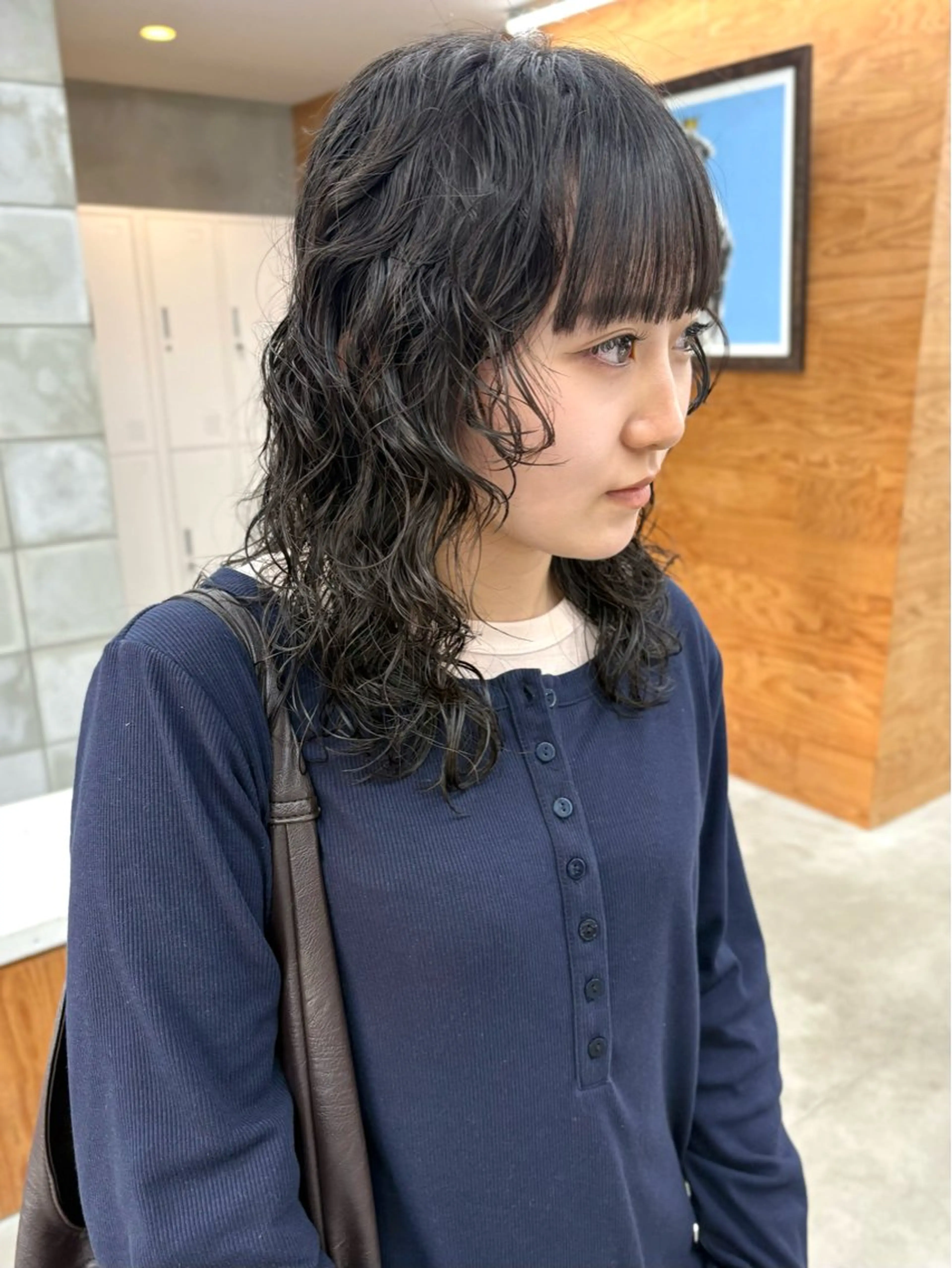 ミディアム パーマ ミディアムレイヤー ミディアムパーマ レイヤーカット 似合わせカット スパイラルパーマ カット パーマ トリートメント tetohair 森田浩平のヘアスタイル