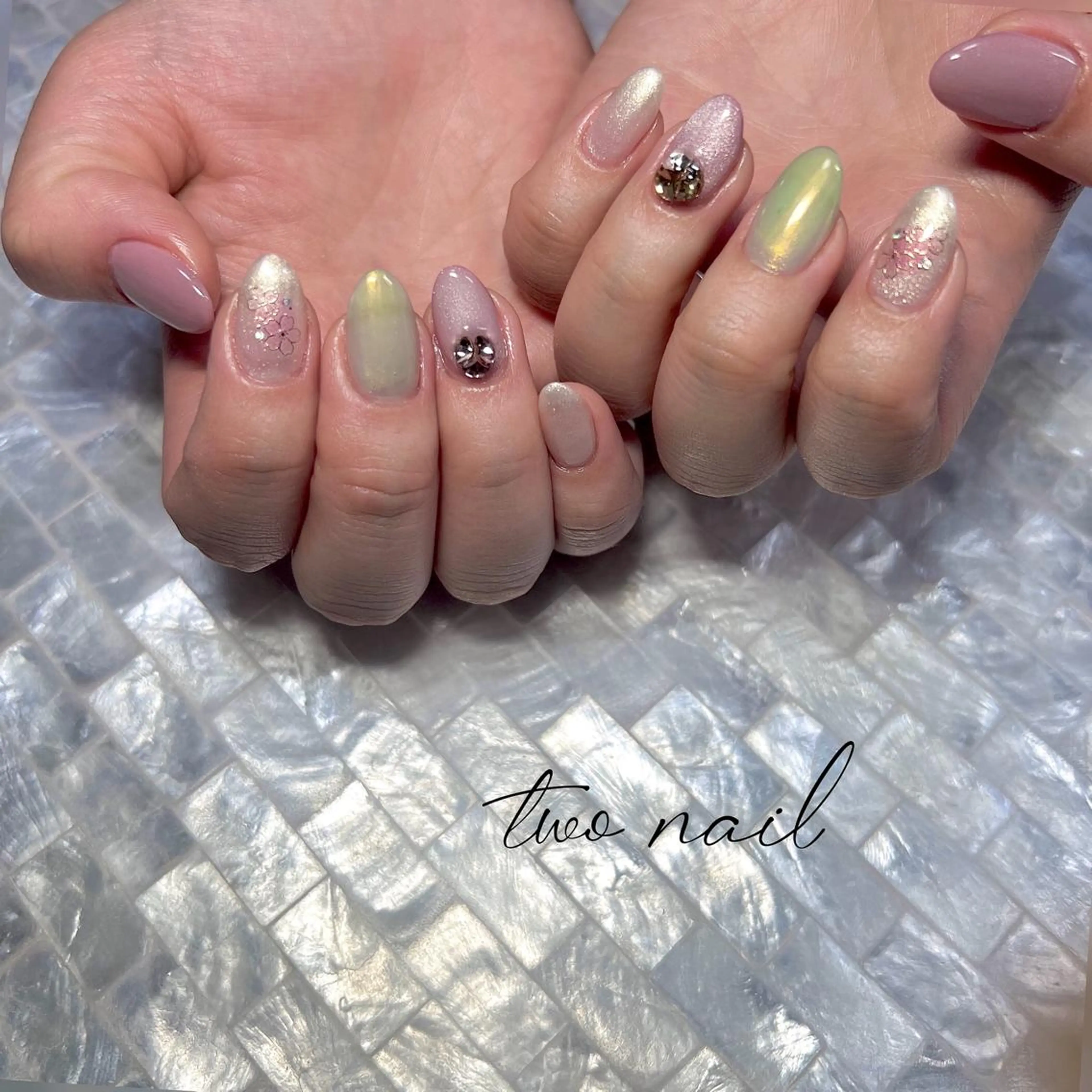 ネイル アートネイル フットネイル ハート マグネットネイル ニュアンスネイル two nailのネイルデザイン