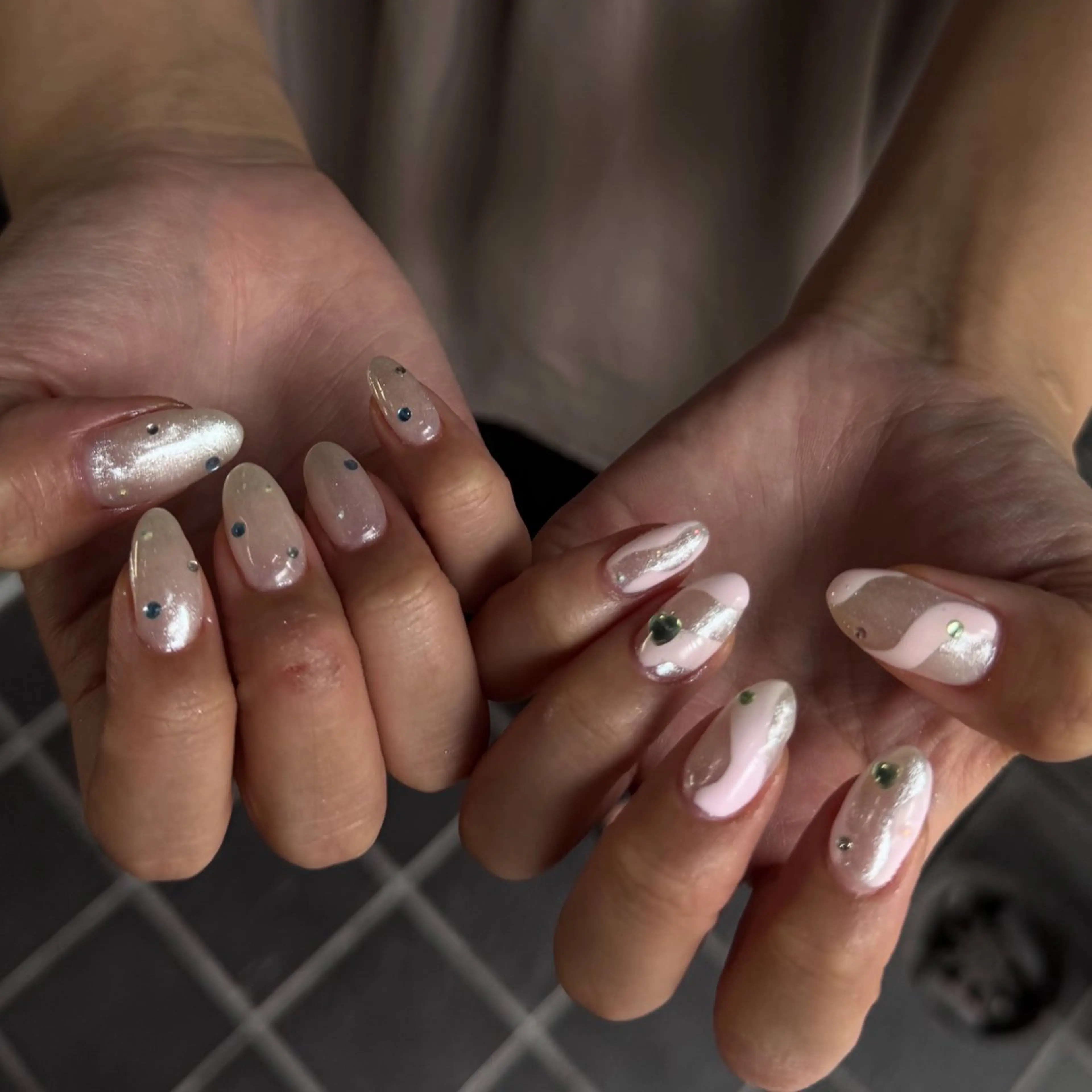 ミディアム 小川 柚香のネイルデザイン