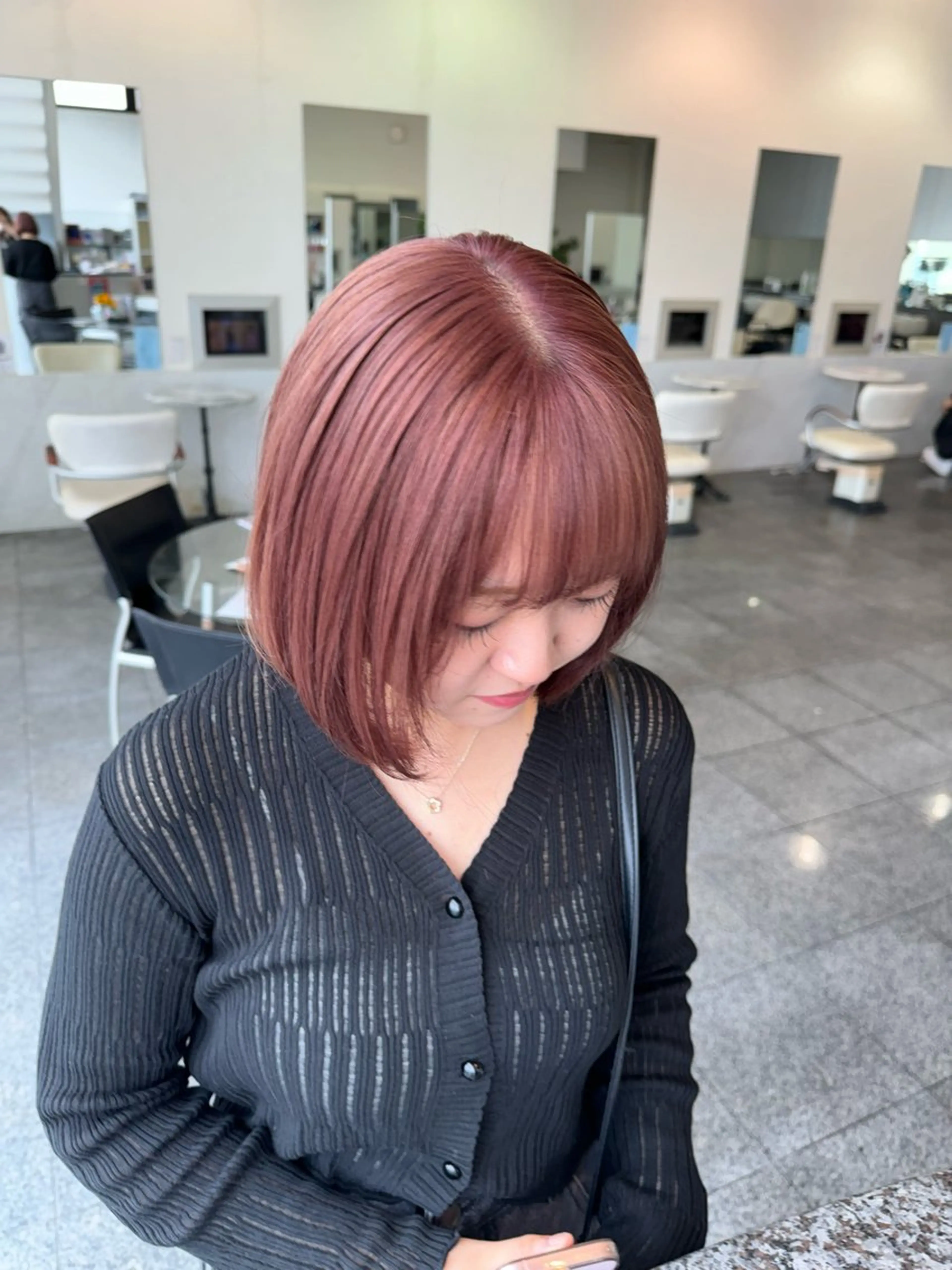 ショート カラー ブリーチ 🫧ヒシダアキ taboo.i🫧のヘアスタイル