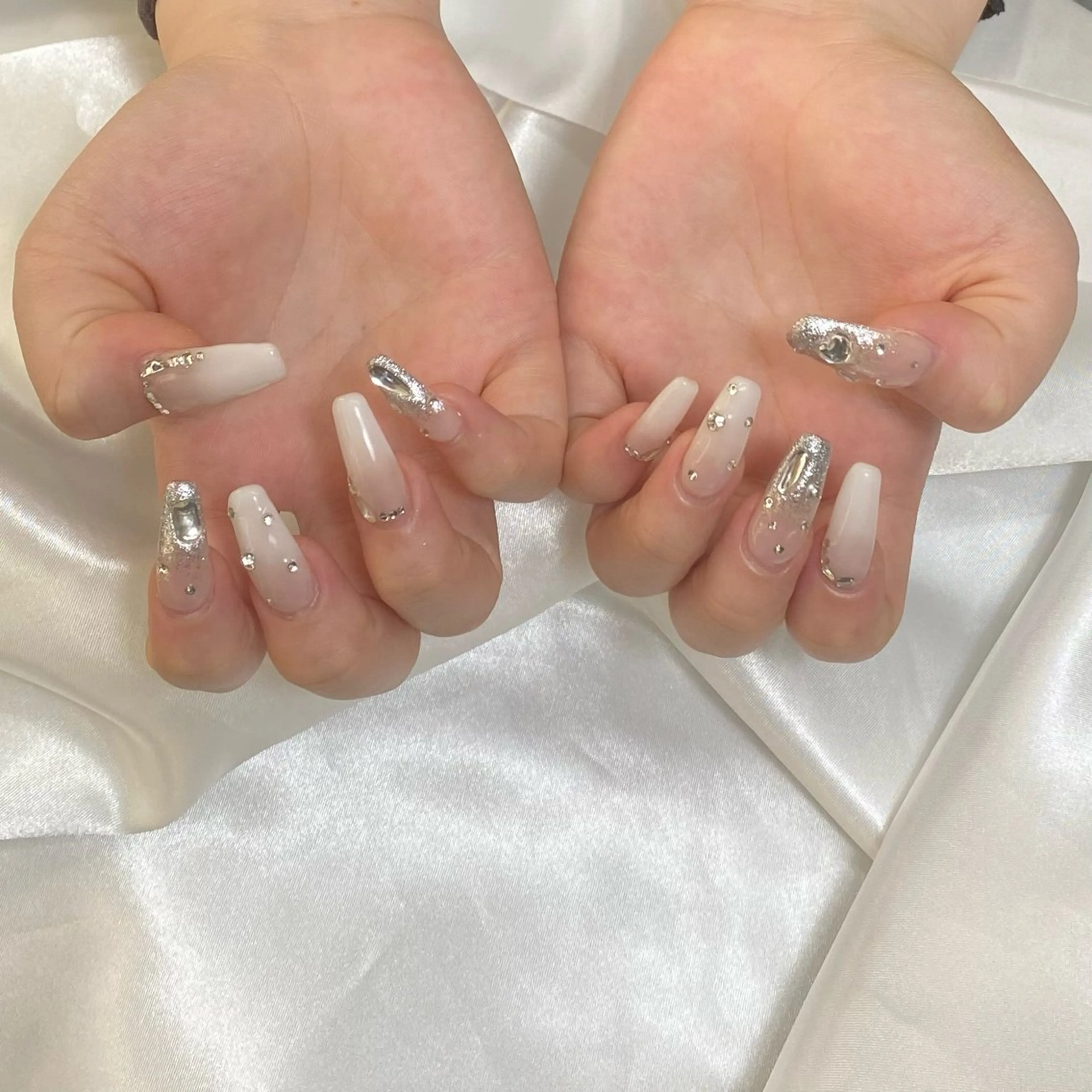 ネイル 長さ出し ハンドネイル RASLLY nailのネイルデザイン