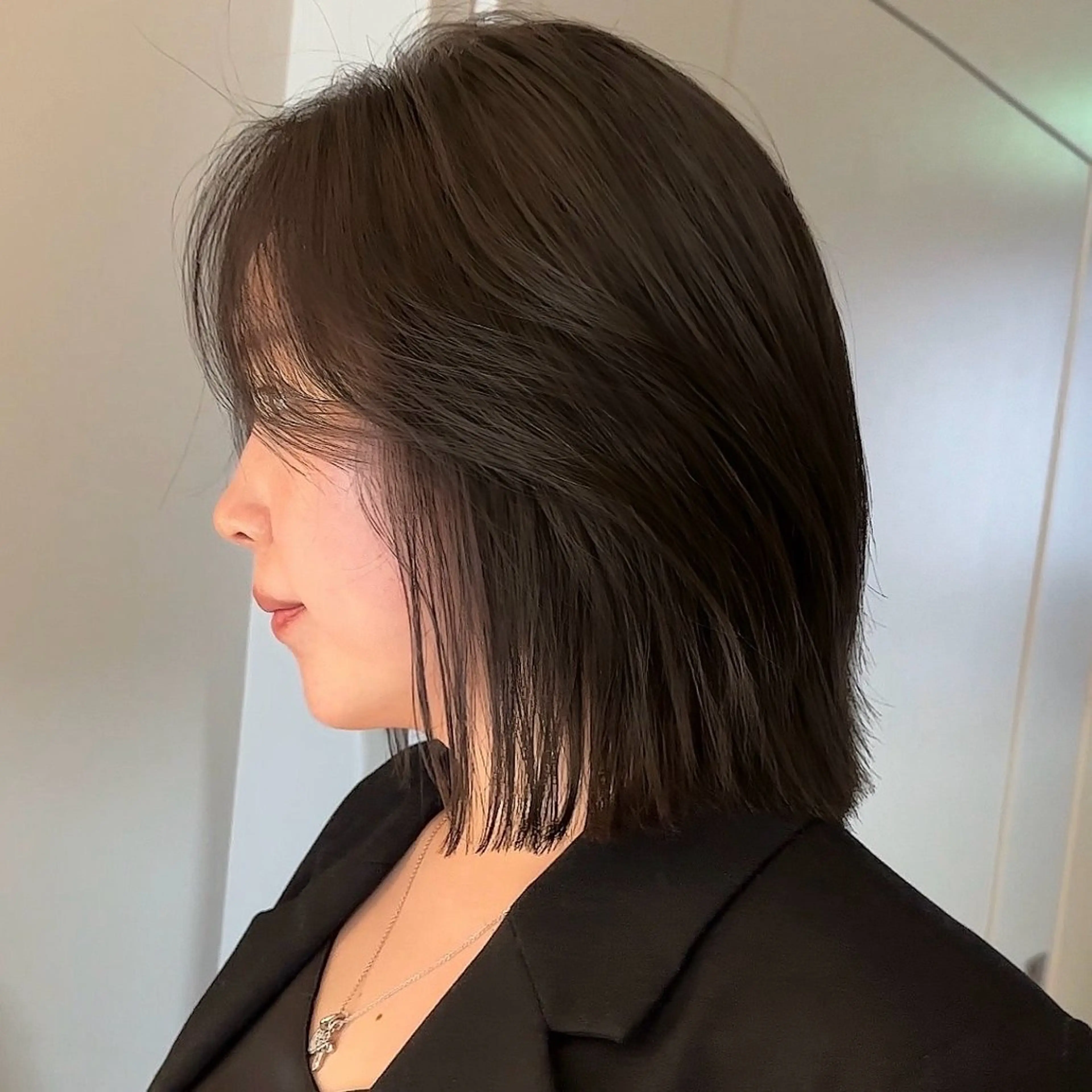 ショート 亀井 詩奈のヘアスタイル