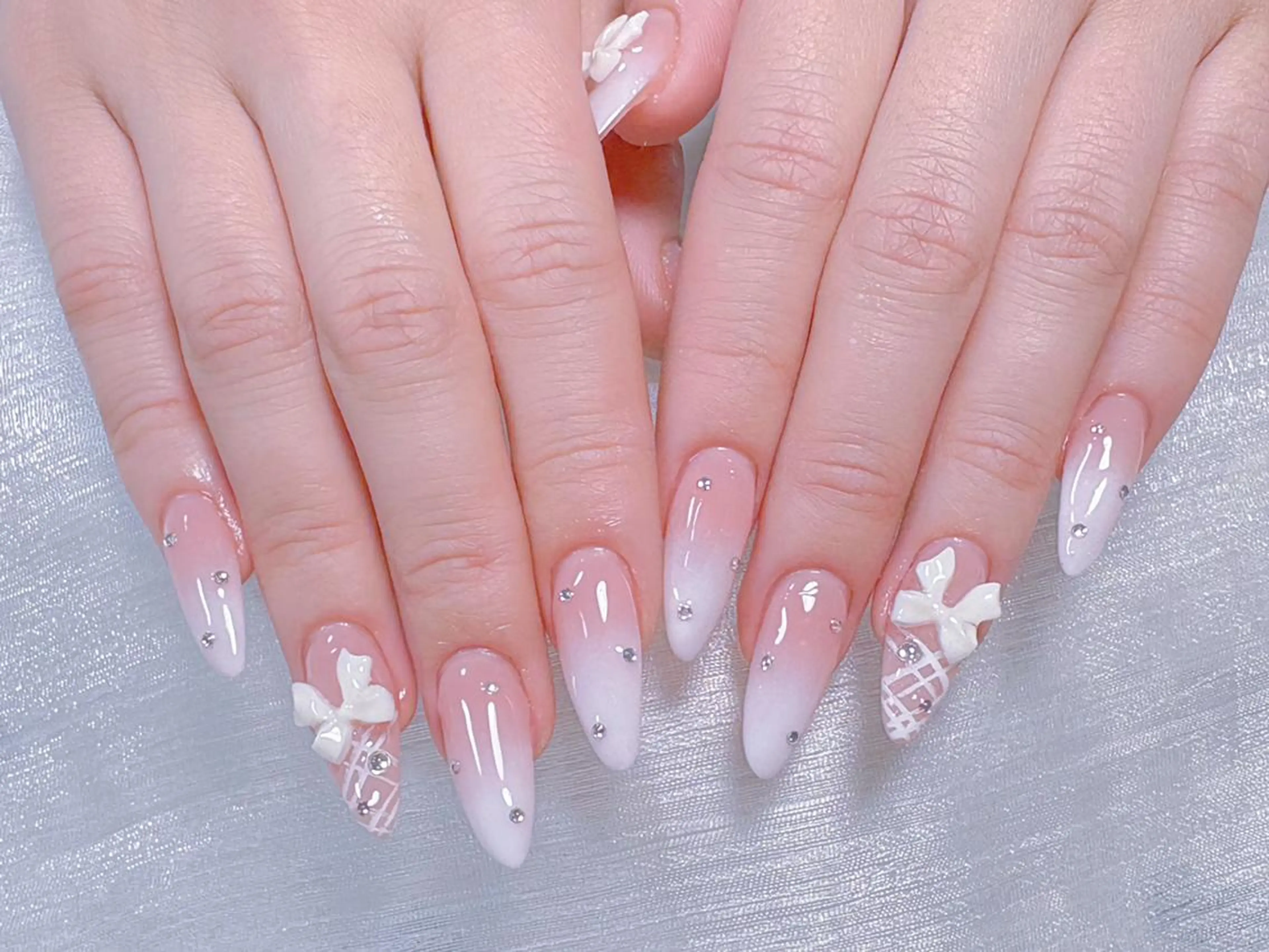 ネイル ハンドネイル 🎀鈴音🎀 ワンホンネイルのネイルデザイン