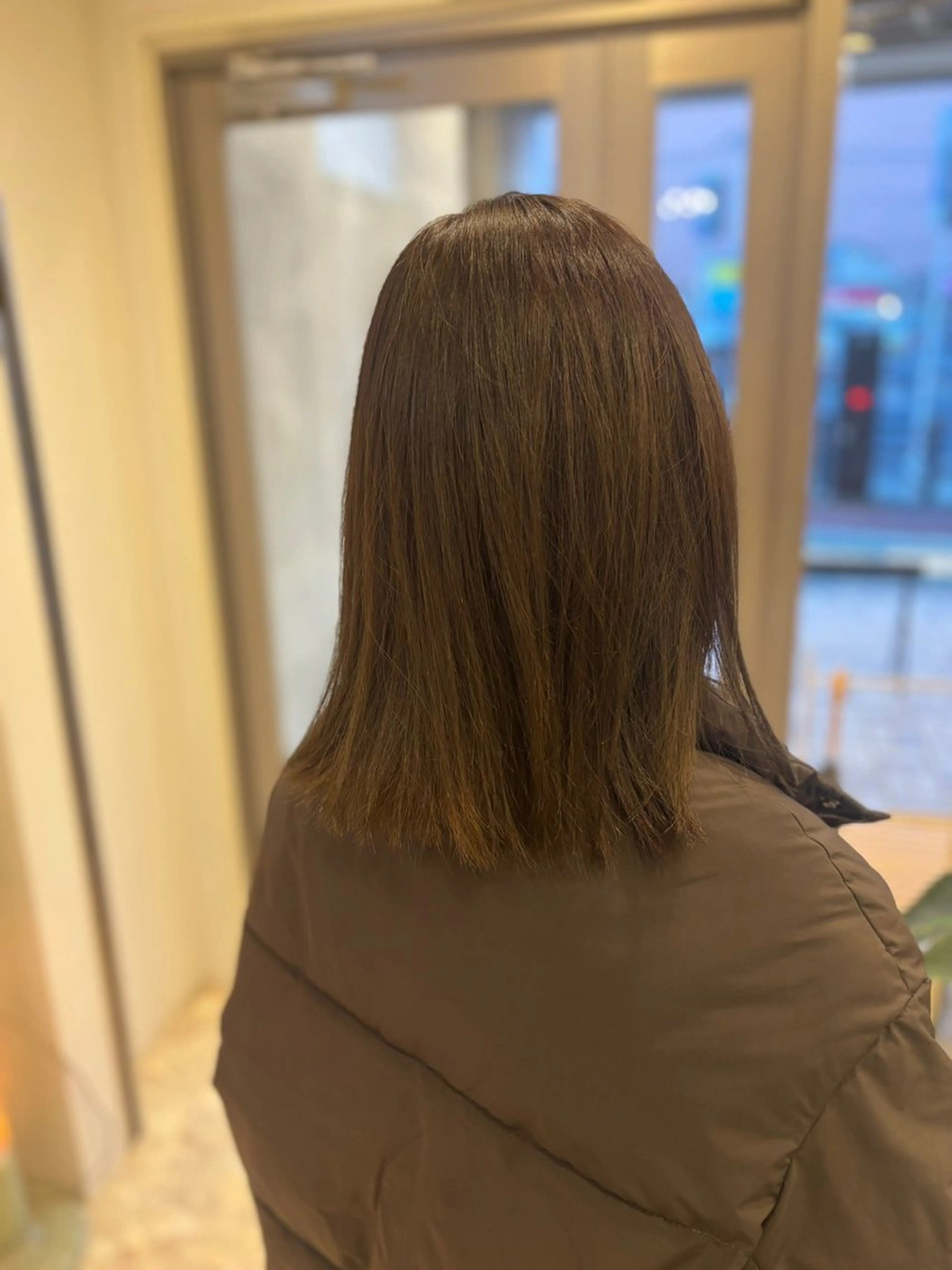 ミディアム カラー pers'lov yoneyaのヘアスタイル