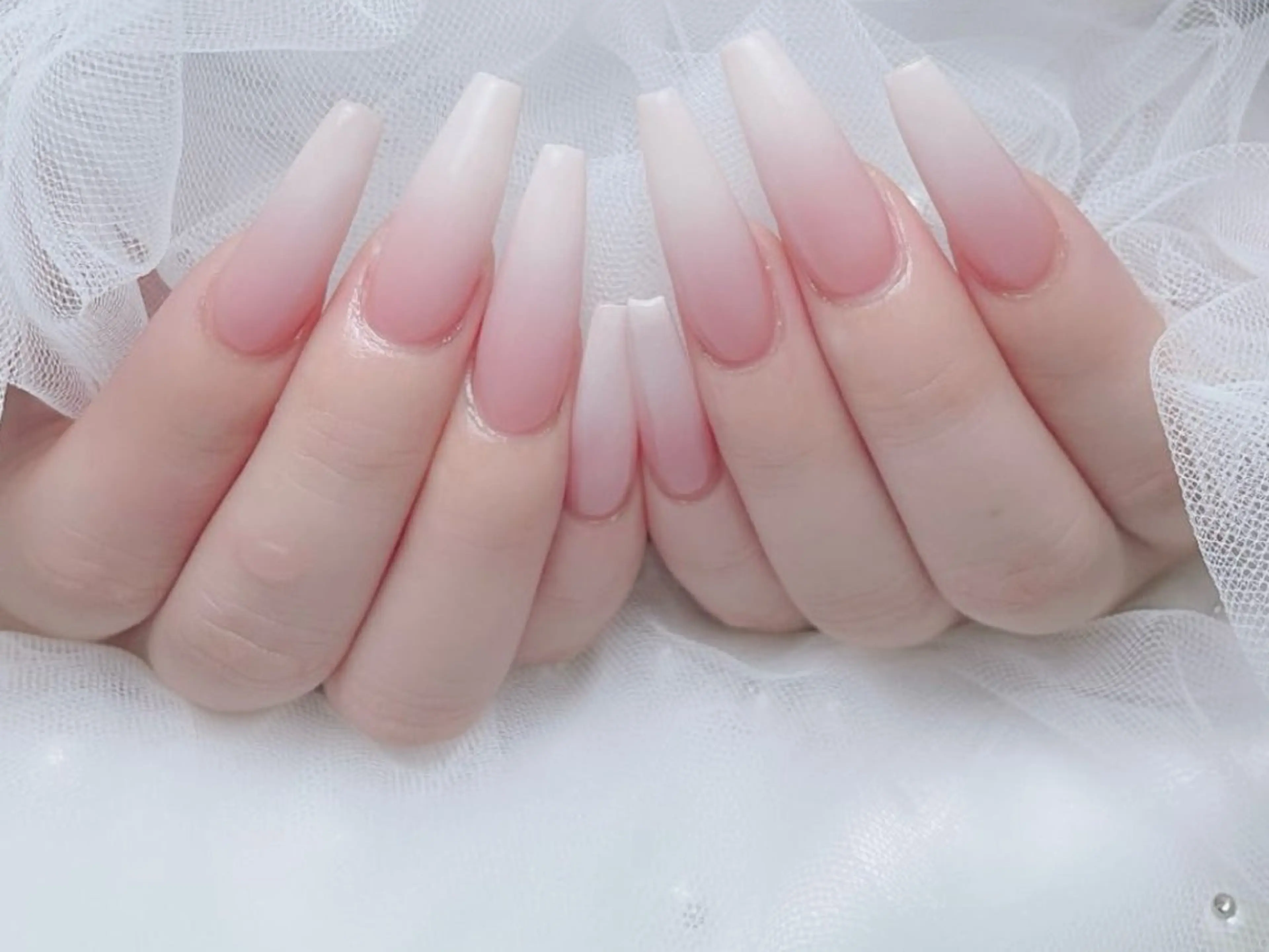 ネイル フレンチネイル ジェルネイル ハート 韓国ネイル マグネットネイル ハンドネイル ネイルサロン lotusのネイルデザイン