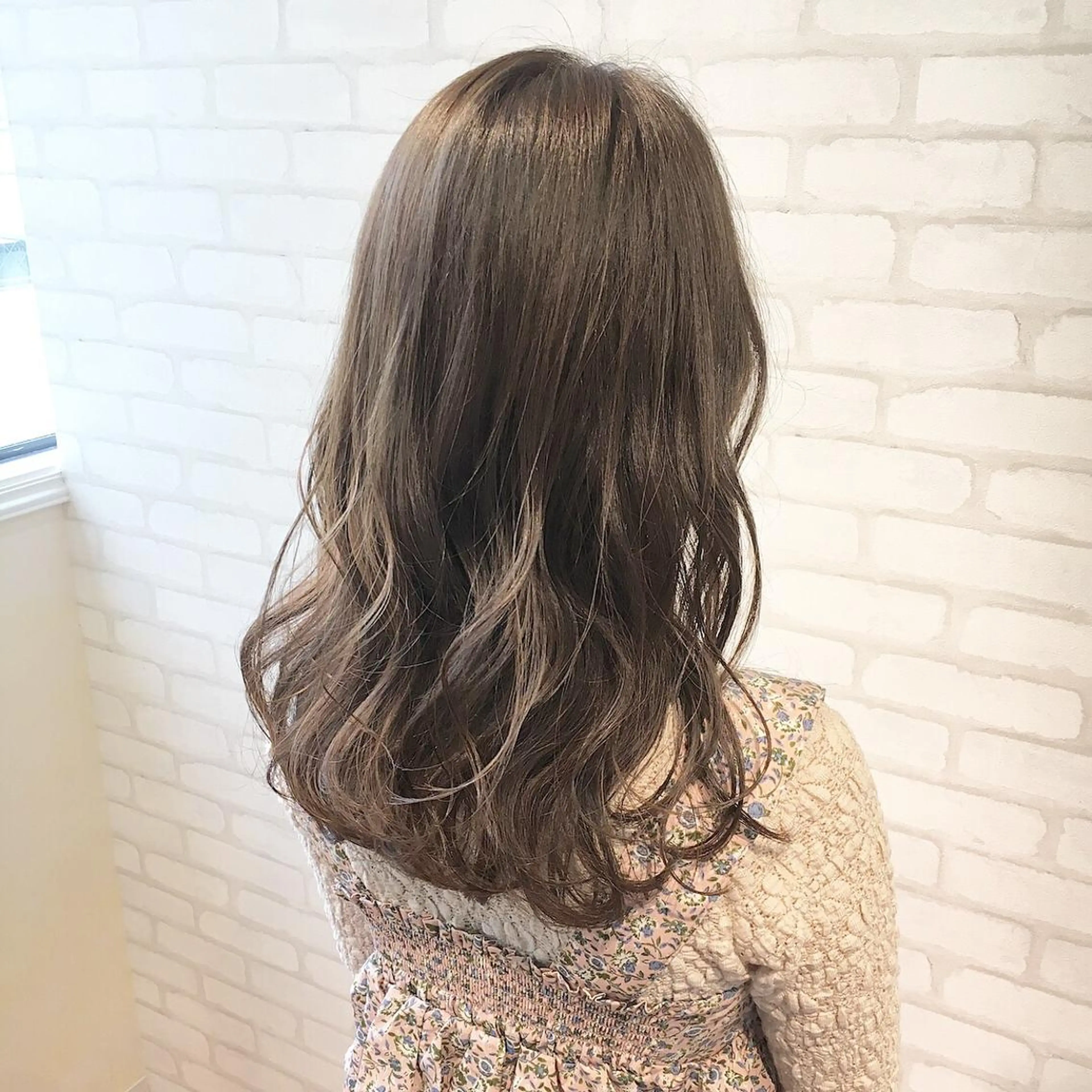 ロング カラー ヘアアレンジ 透明感カラー グレージュ ラベンダーカラー ラベンダーグレージュ ラベンダーグレー ✨艶髪✨透明感✨ 山内大樹のヘアスタイル