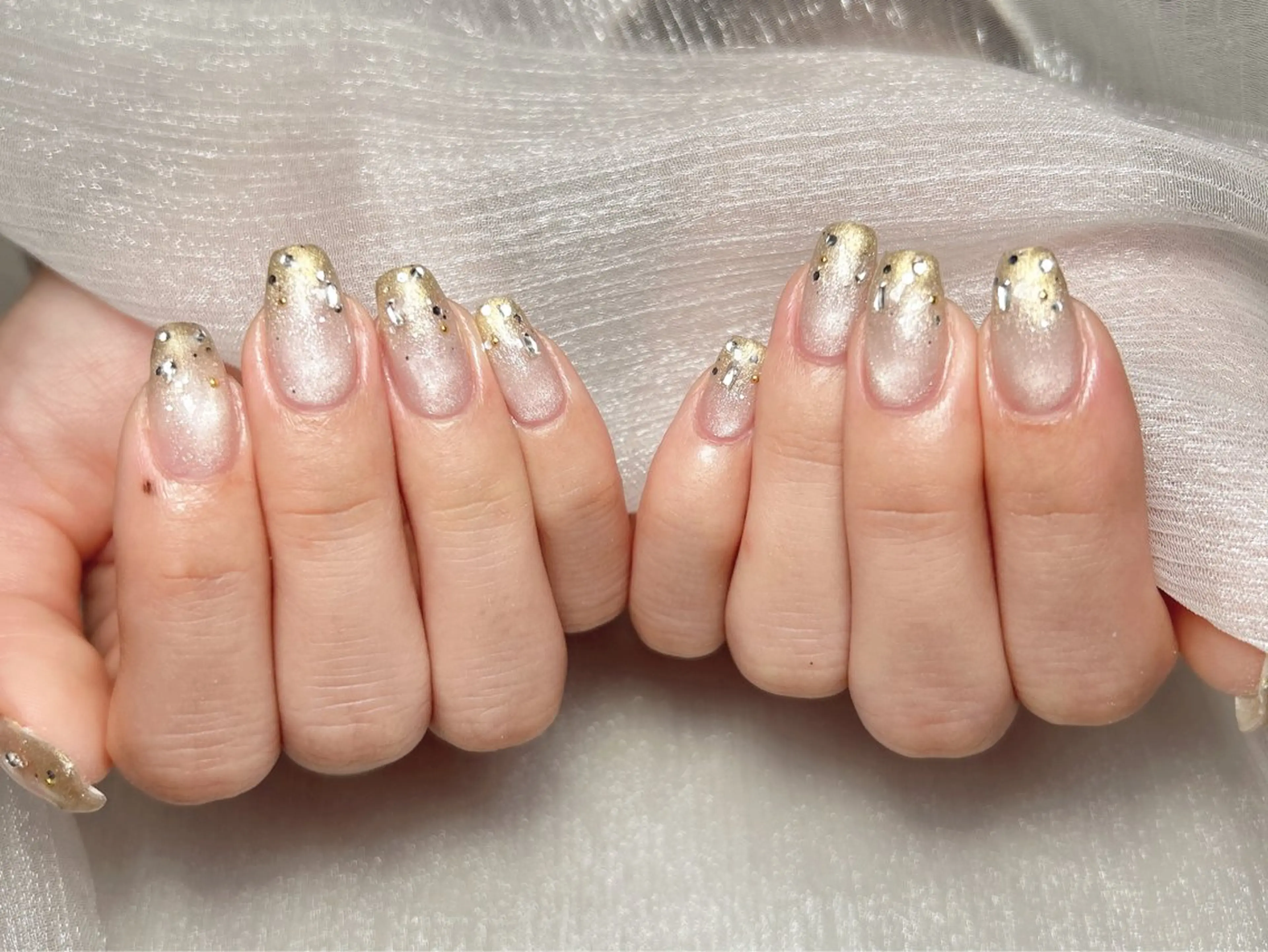 ネイル ハンドネイル オーラ ネイルサロンのネイルデザイン