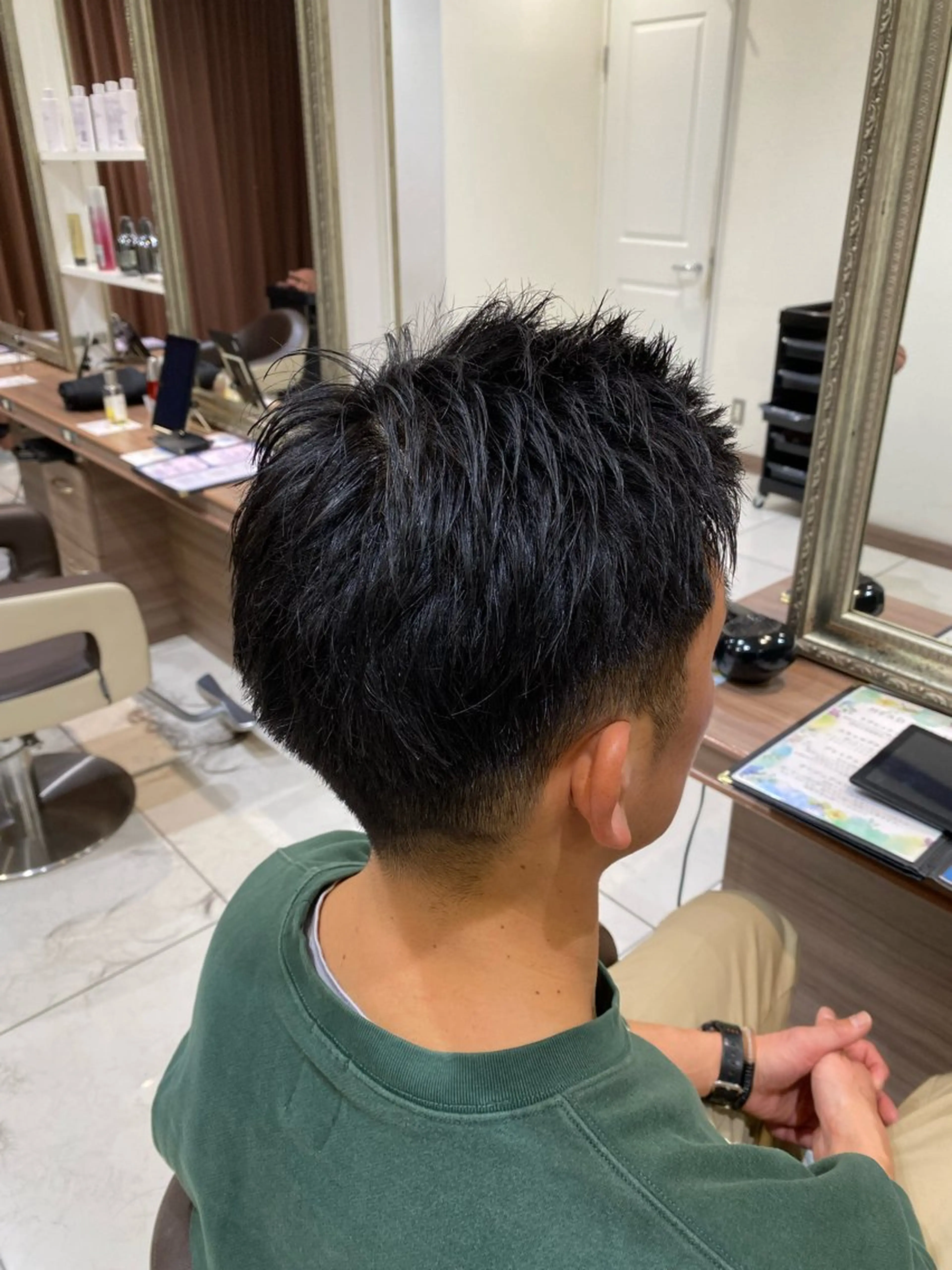 ショート メンズ 刈り上げ カット 当日予約可能✨ モデル募集中/金井祥のヘアスタイル